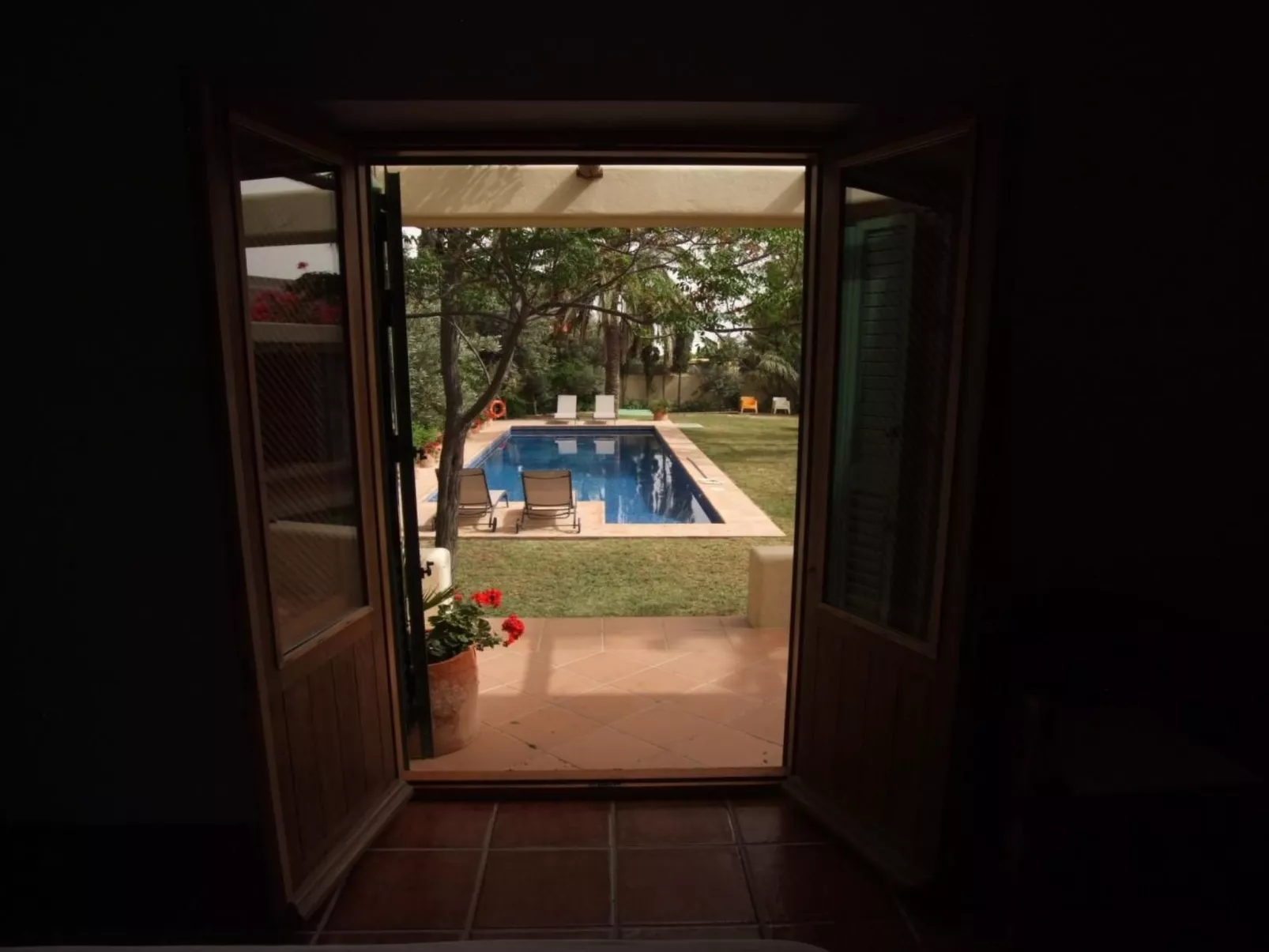 Schöne Villa für 6 Personen mit Schwimmbad