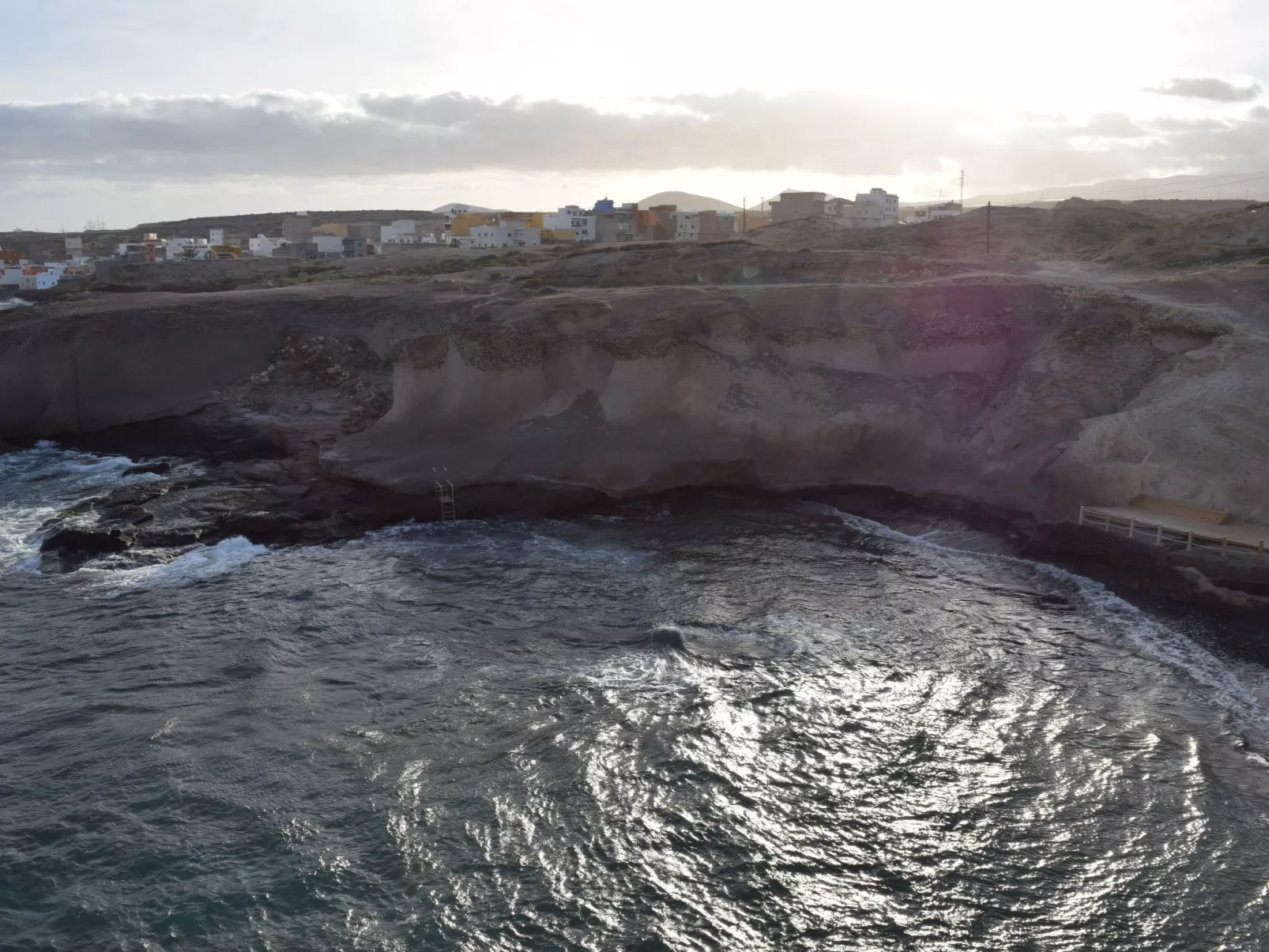 Für 6 Personen ca. 90 m - Buiten