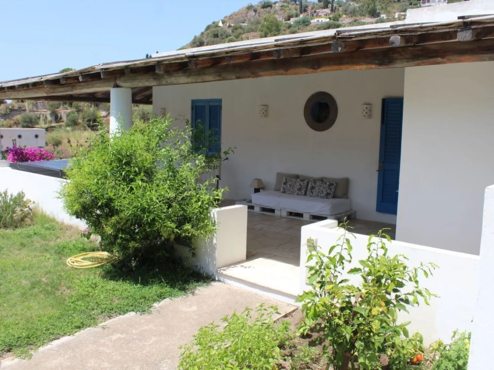 Ausgezeichnete Villa mit Schwimmbad, Panoramaterrassen-Image-tags.info