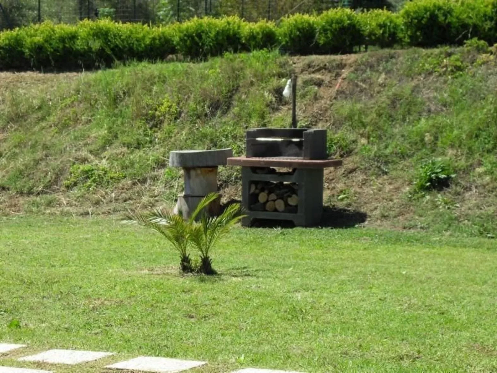 Villa im Grünen mit Schwimmbad, in der Nähe des Meeres-Image-tags.info