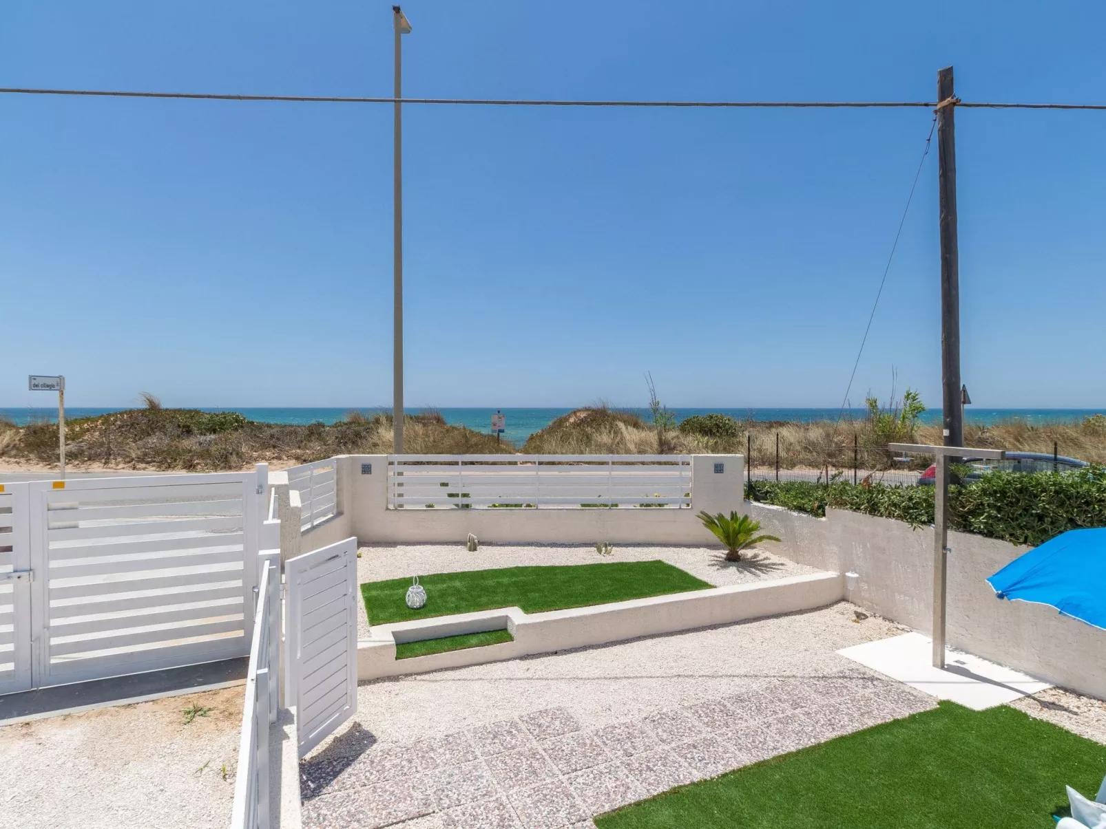 Oneiro, Unterkunft am Strand mit großer Terrasse-Image-tags.info