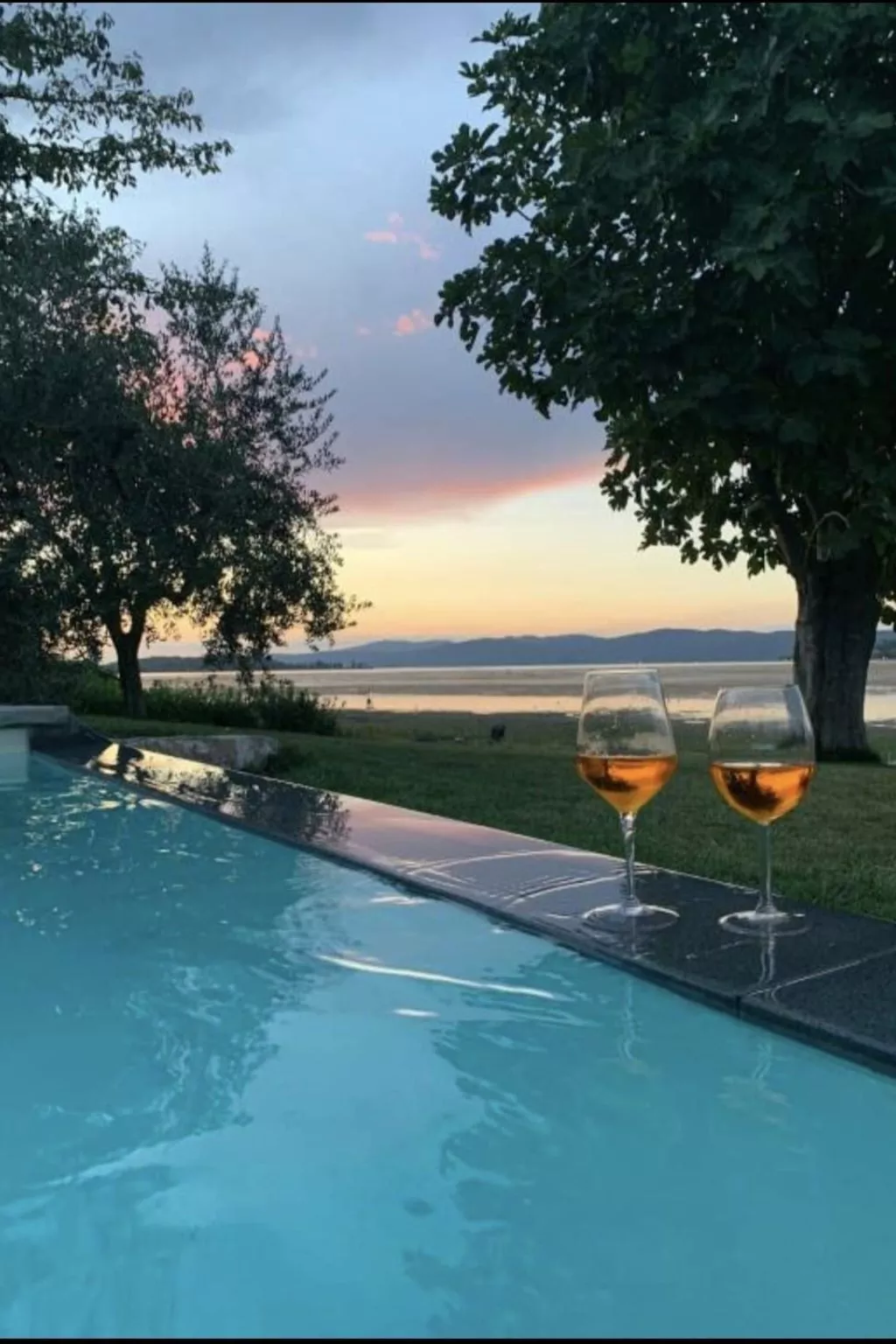 Schöne Wohnung in Magione mit Garten, gemeinschaftlichem Pool und Grill