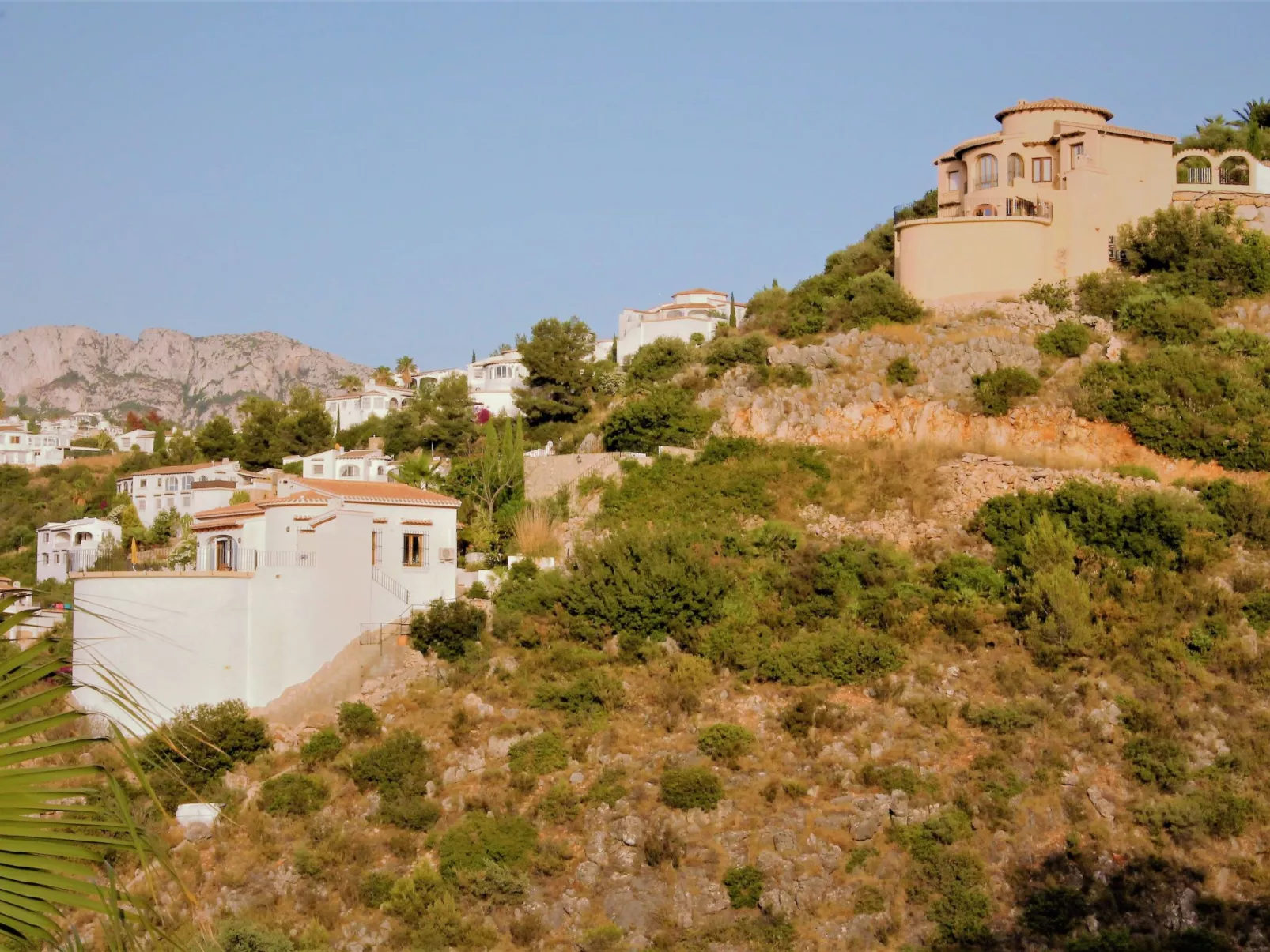 Villa de la Luz-Buiten