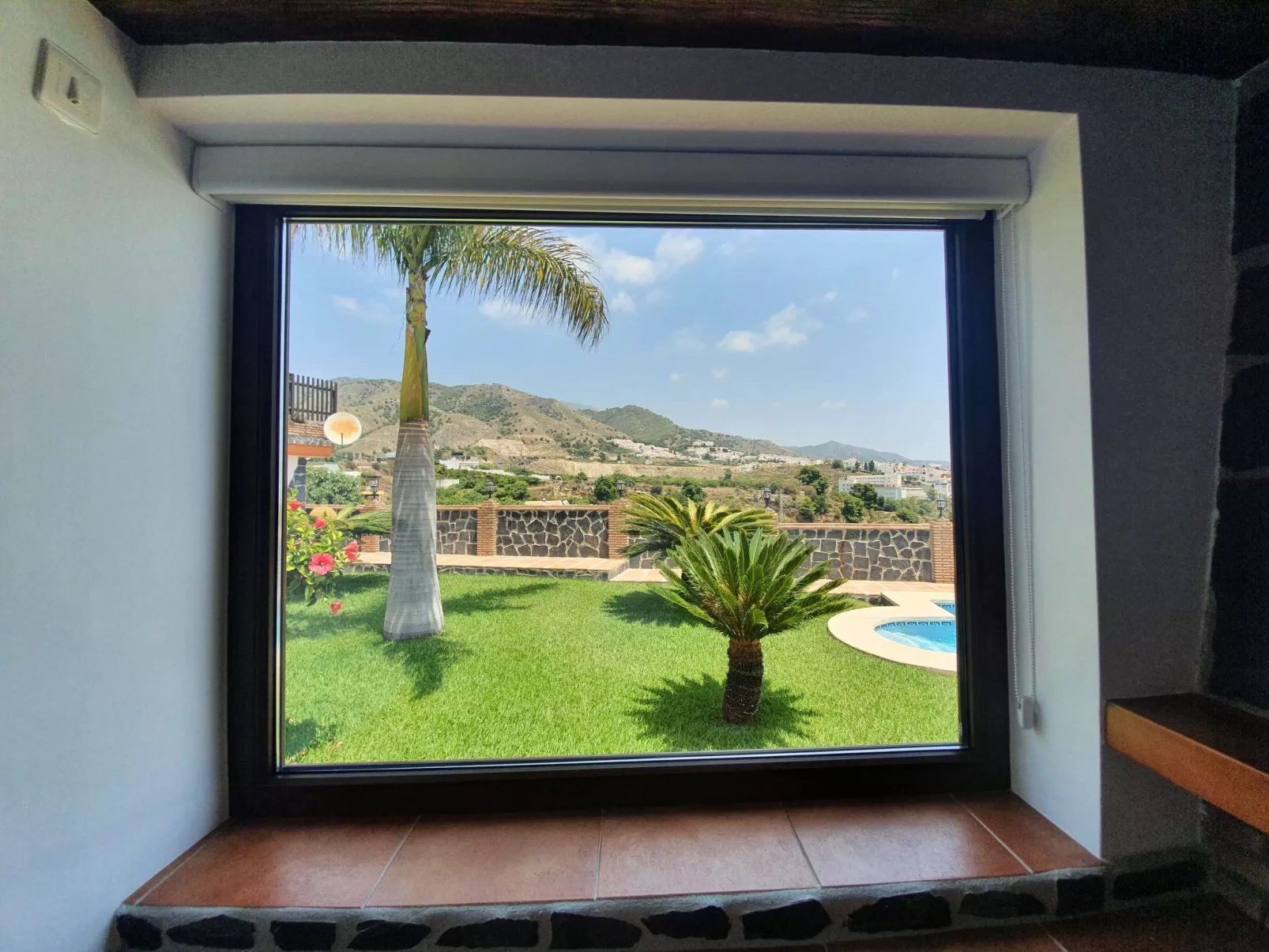 "Angelyn" mit Jacuzzi-Buiten