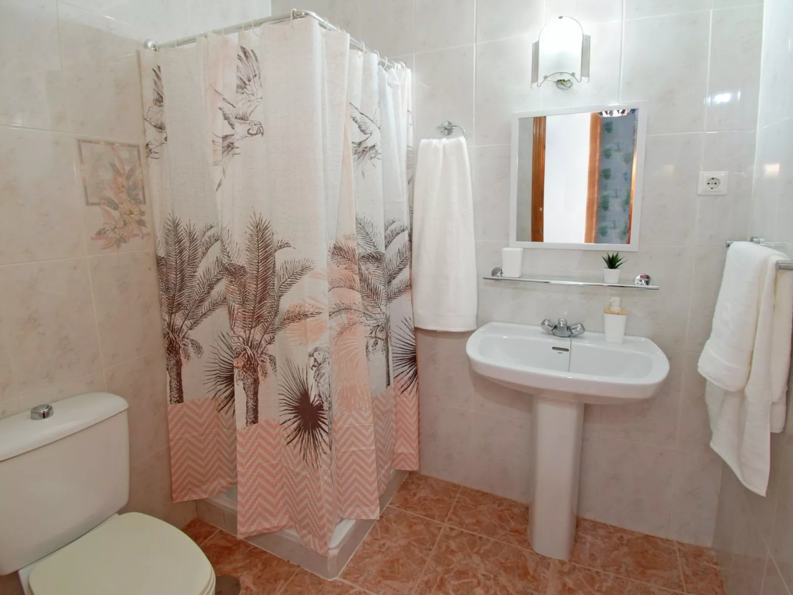 Finca auf einem eingezäunten Grundstück-Binnen