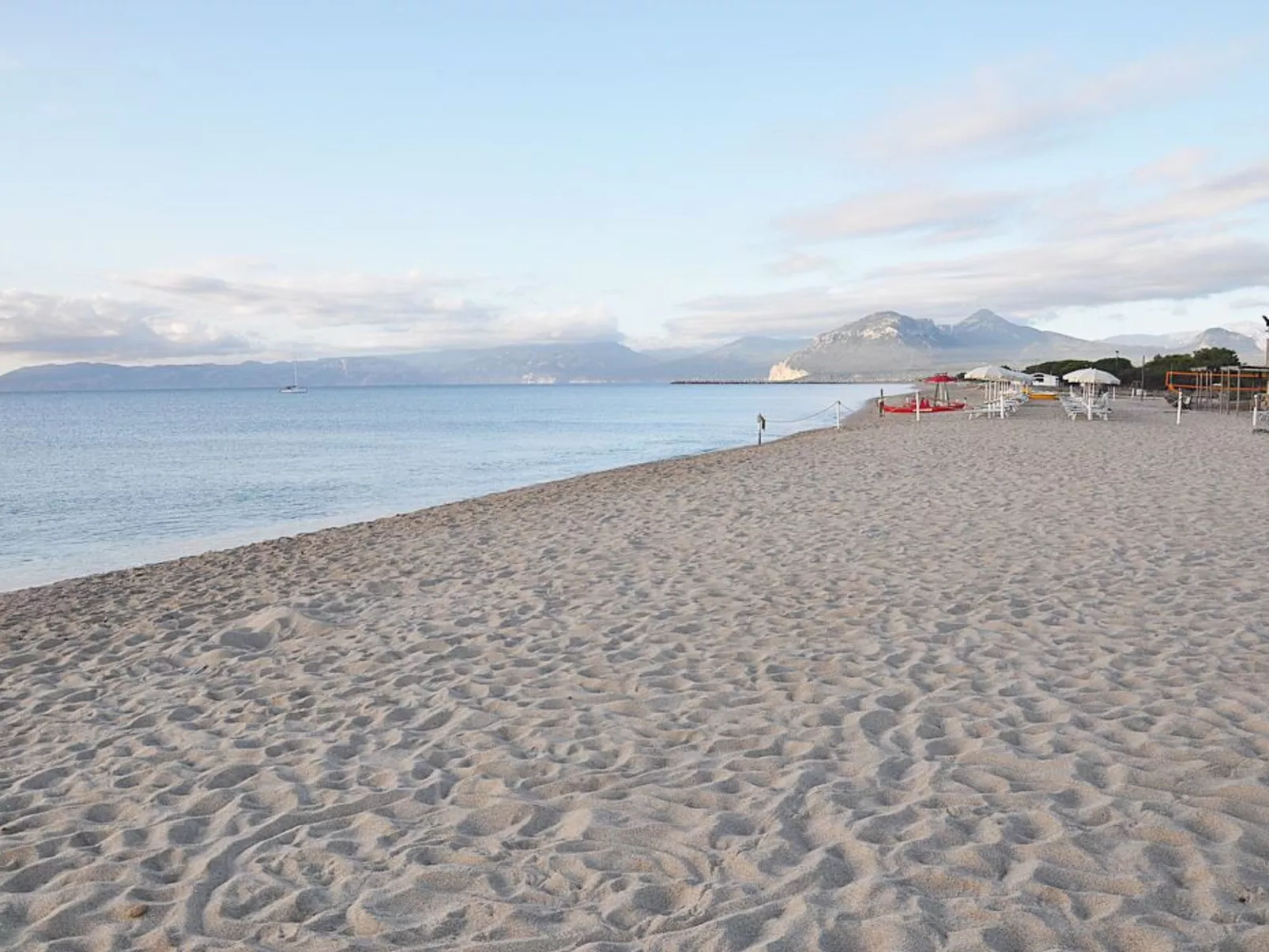 Apt. Orosei 2B, mit gemeinsamem Schwimmbad-Image-tags.info