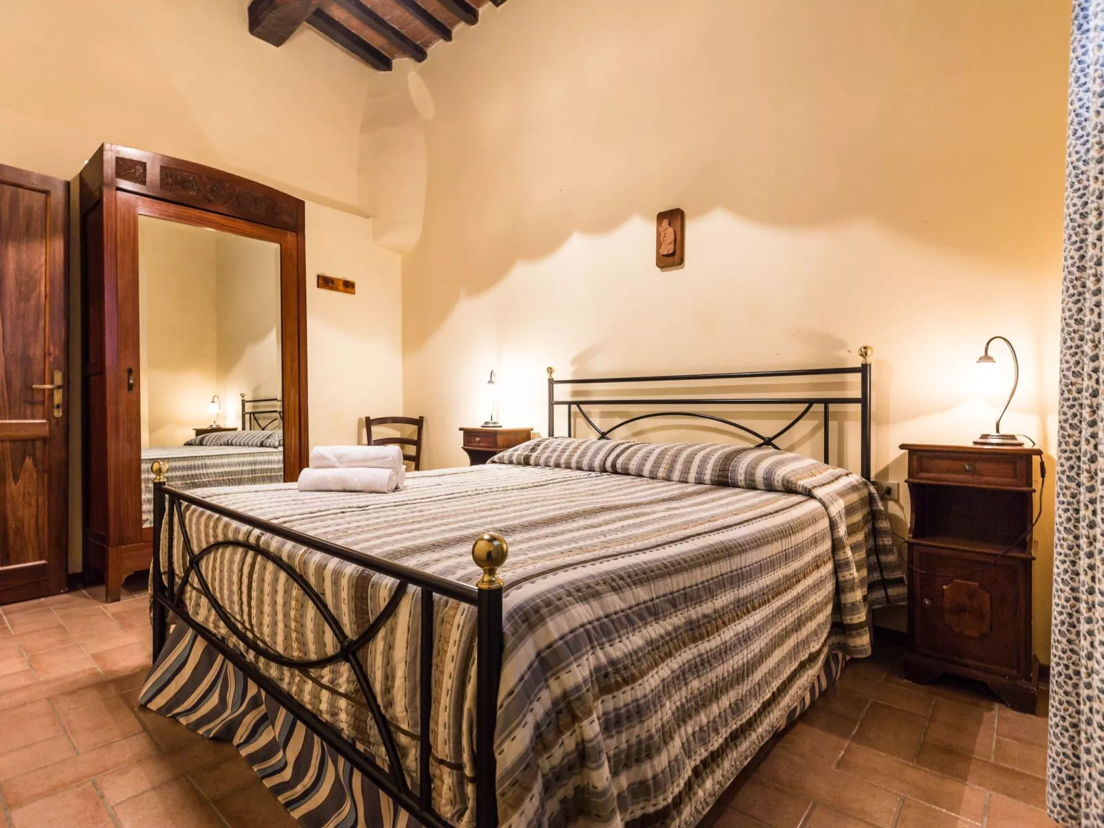 Bouganville' Anwesen mit Terrasse