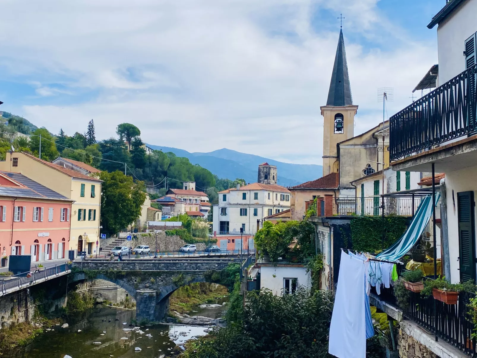 Villa in Borgomaro mit privatem Parkplatz-Omgeving