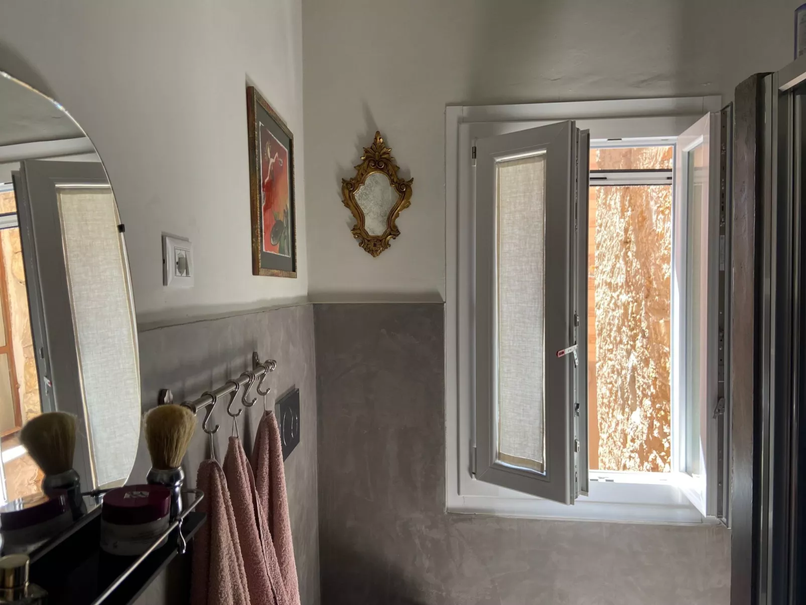 Elegantes historisches Apartment mit herrlichem Meerblick