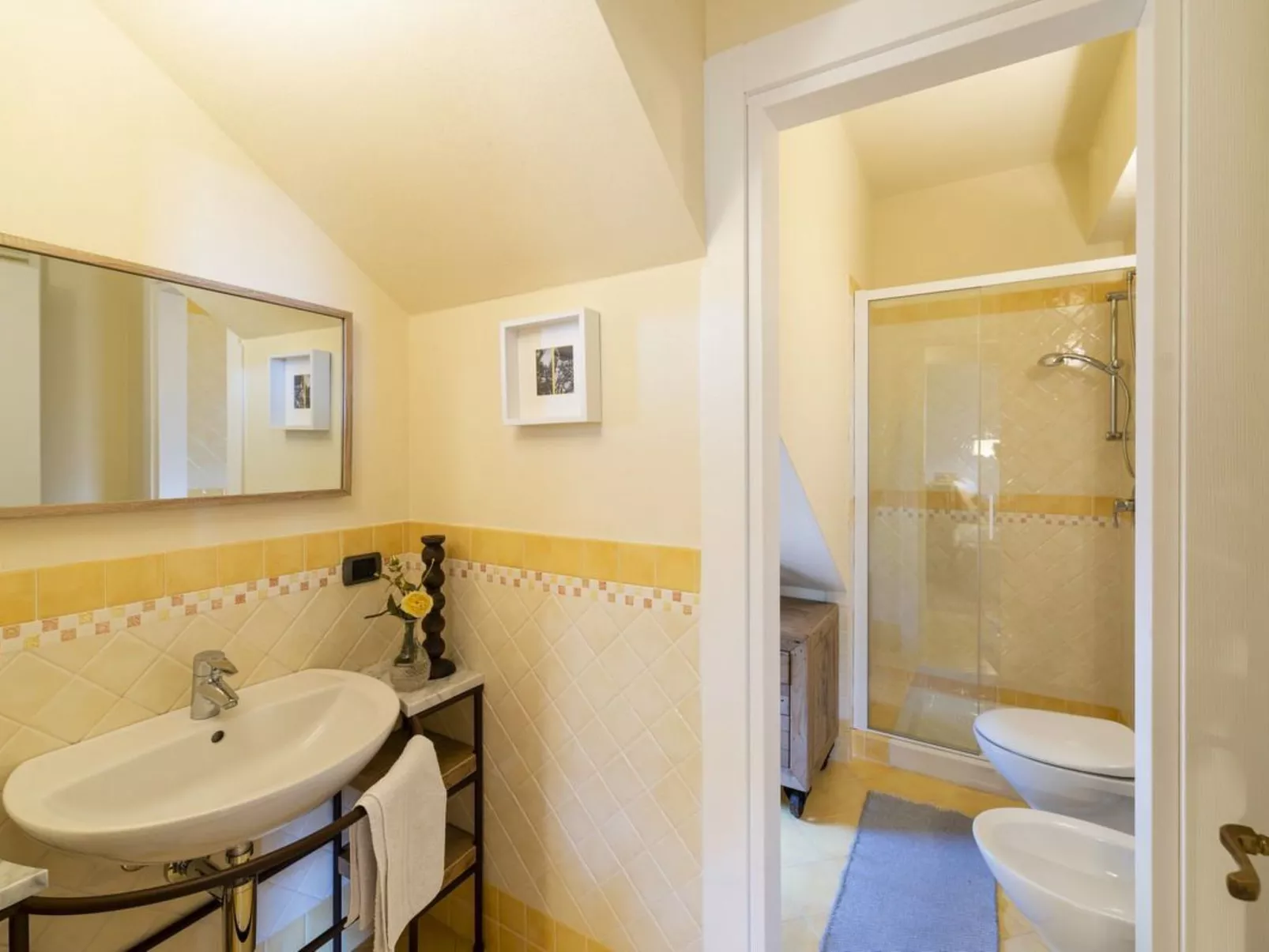 Wunderschöne Villa mit privatem Pool und Whirlpool-Image-tags.info