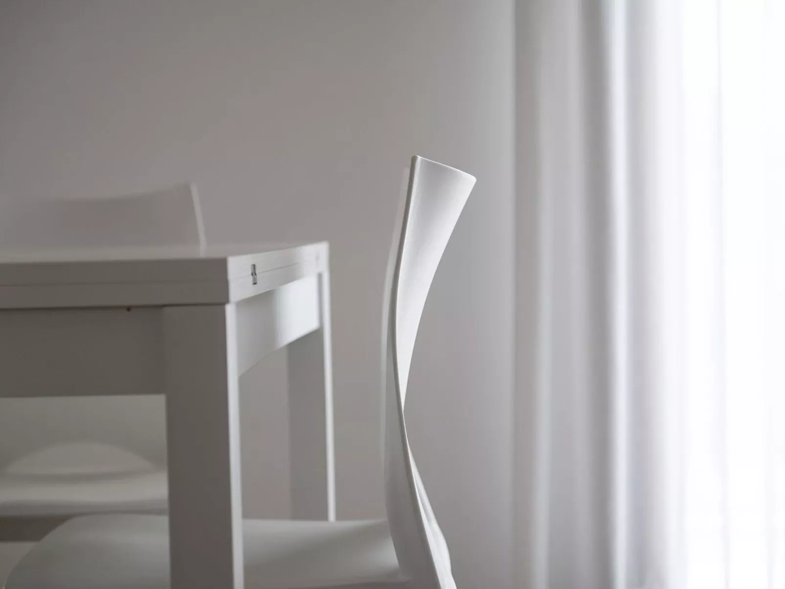 Einzimmerwohnung mit Balkon und Frühstück-Binnen