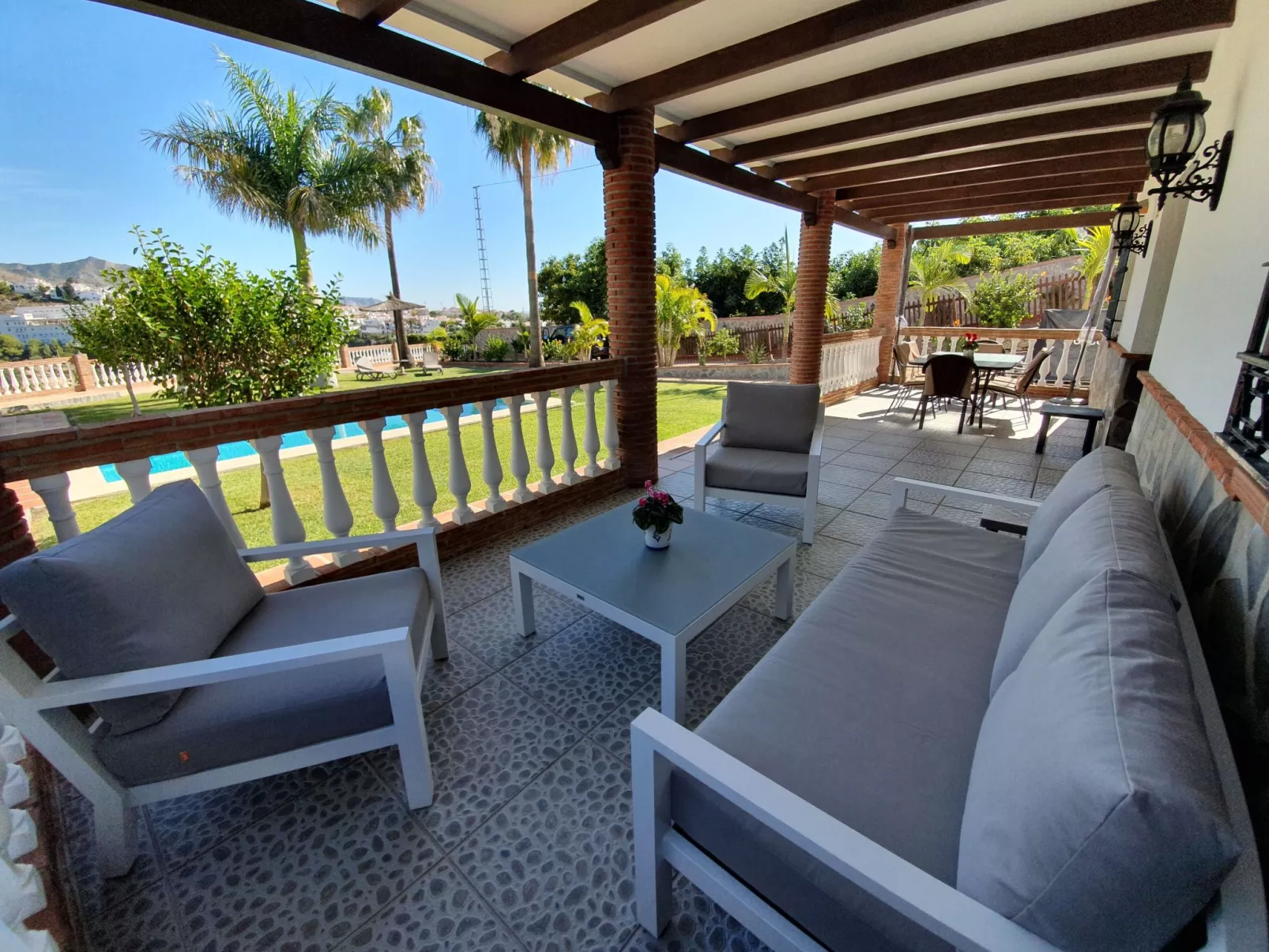 "Villa el Cano" mit Schwimmbad-Binnen