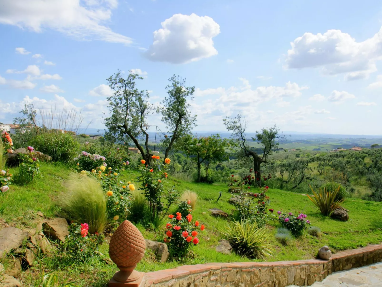 Teil eines alten toskanischen Bauernhauses für 4-6 Personen-Buiten