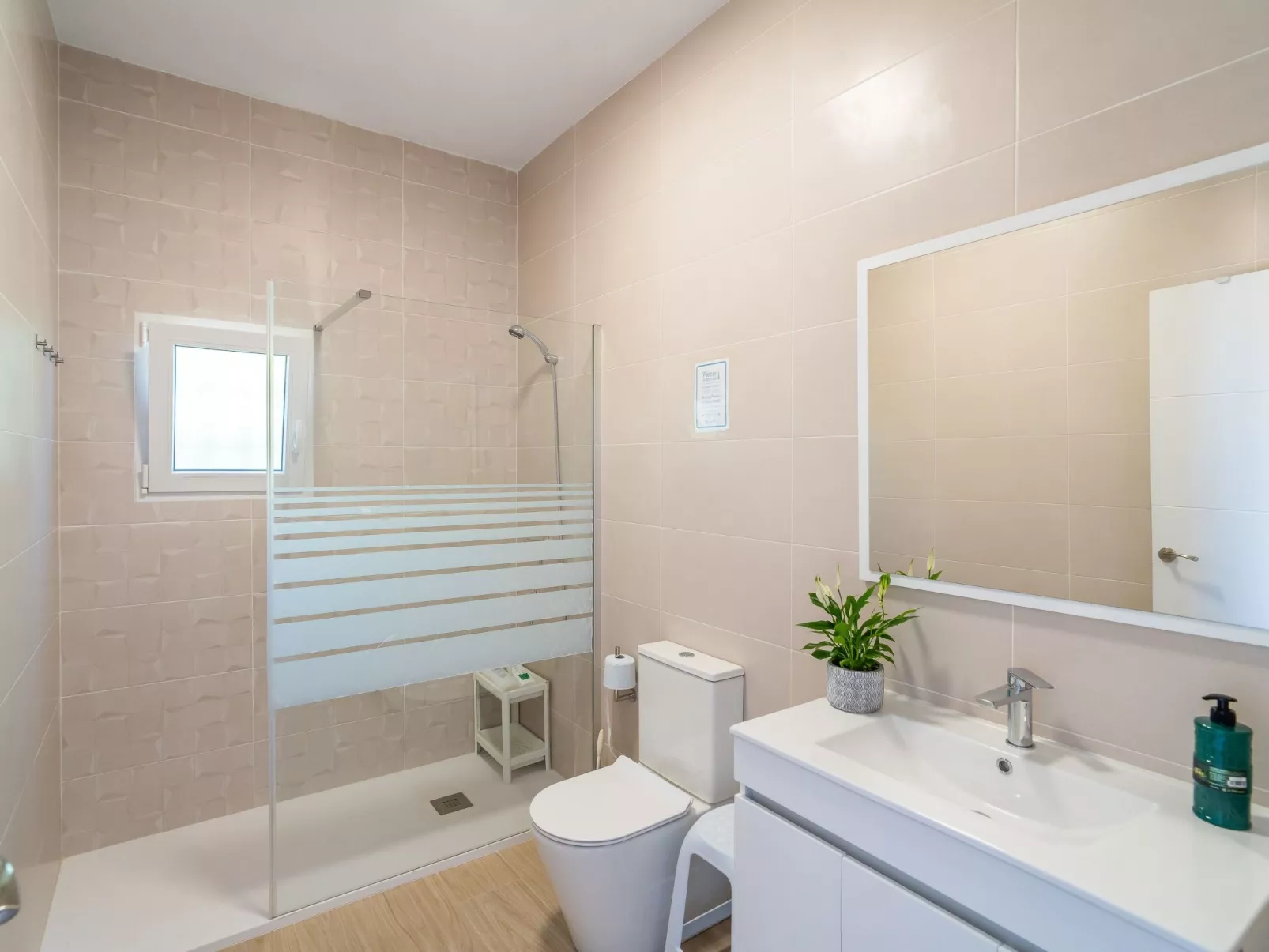 Olivera Country Cottage-Binnen