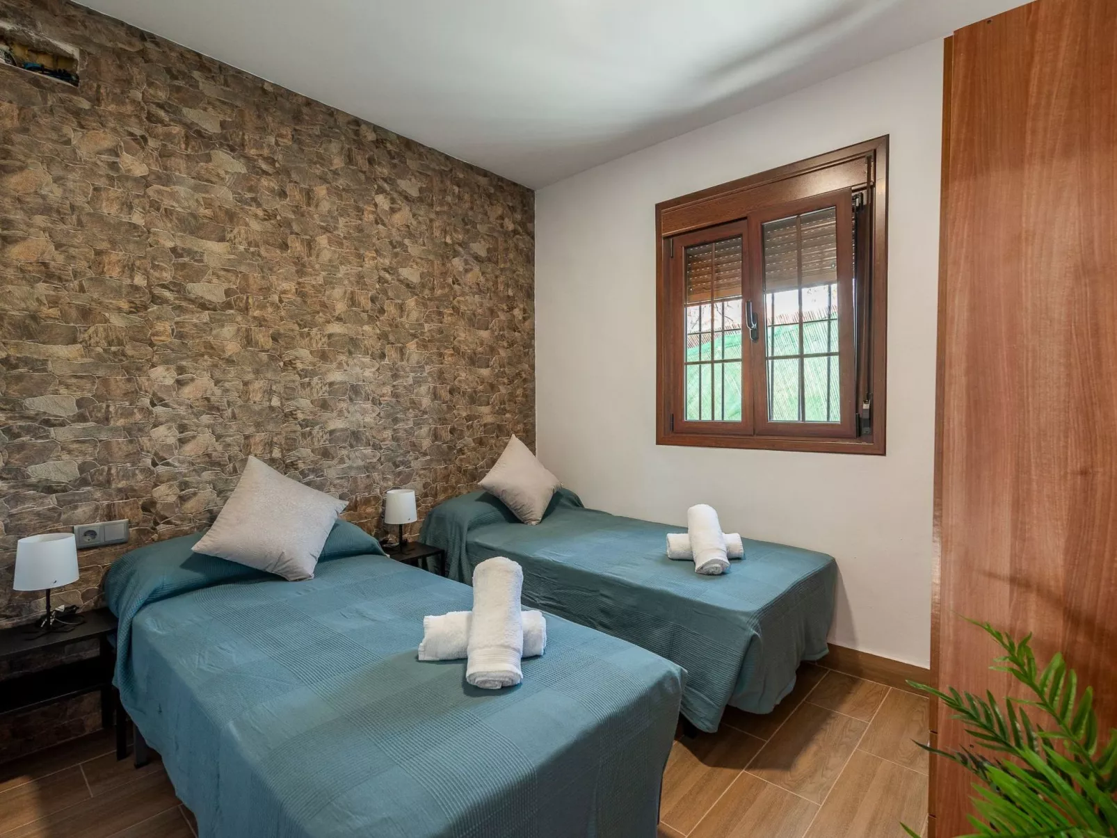 Casa Rural Adalid, auf dem Lande in Sevilla-Image-tags.info