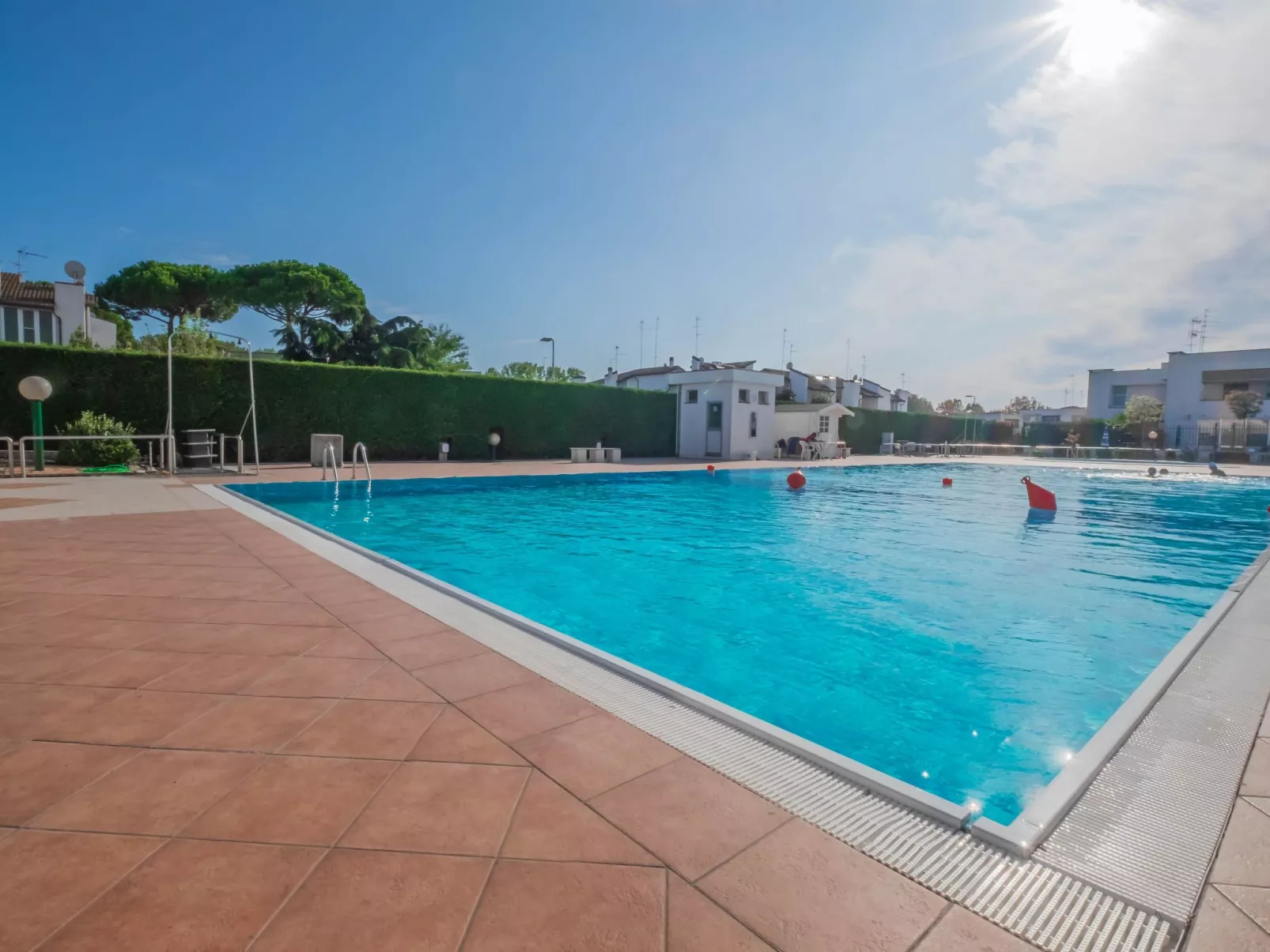 Mit Gemeinschaftspool, renoviert