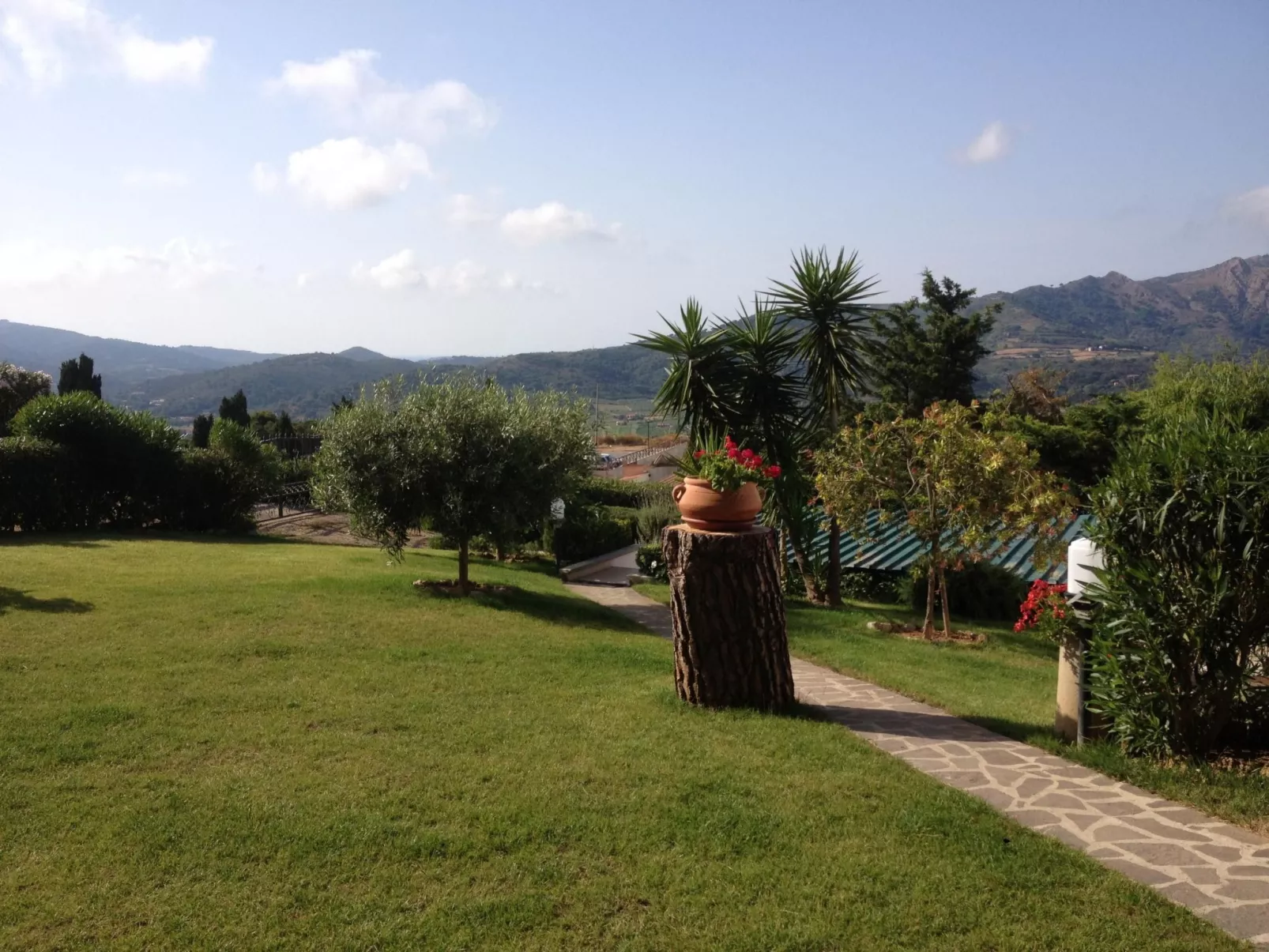 Wunderschönes Appartement in Capoliveri mit Terrasse, Garten und Grill