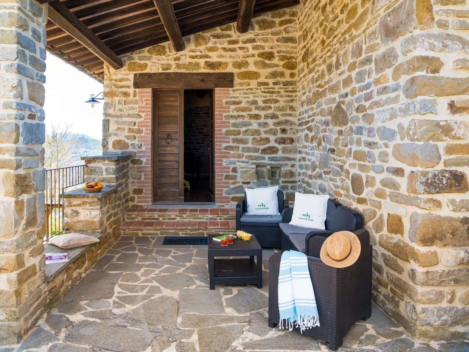 Ca Quattrocchi, Marcheholiday