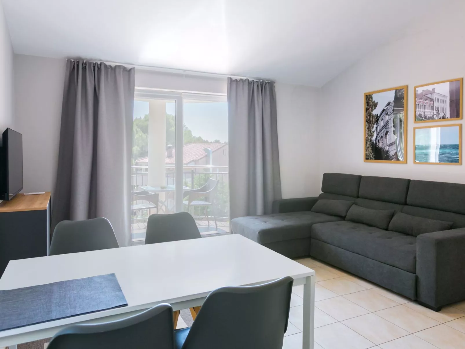 Wohnung "Pinia 4" mit Balkon