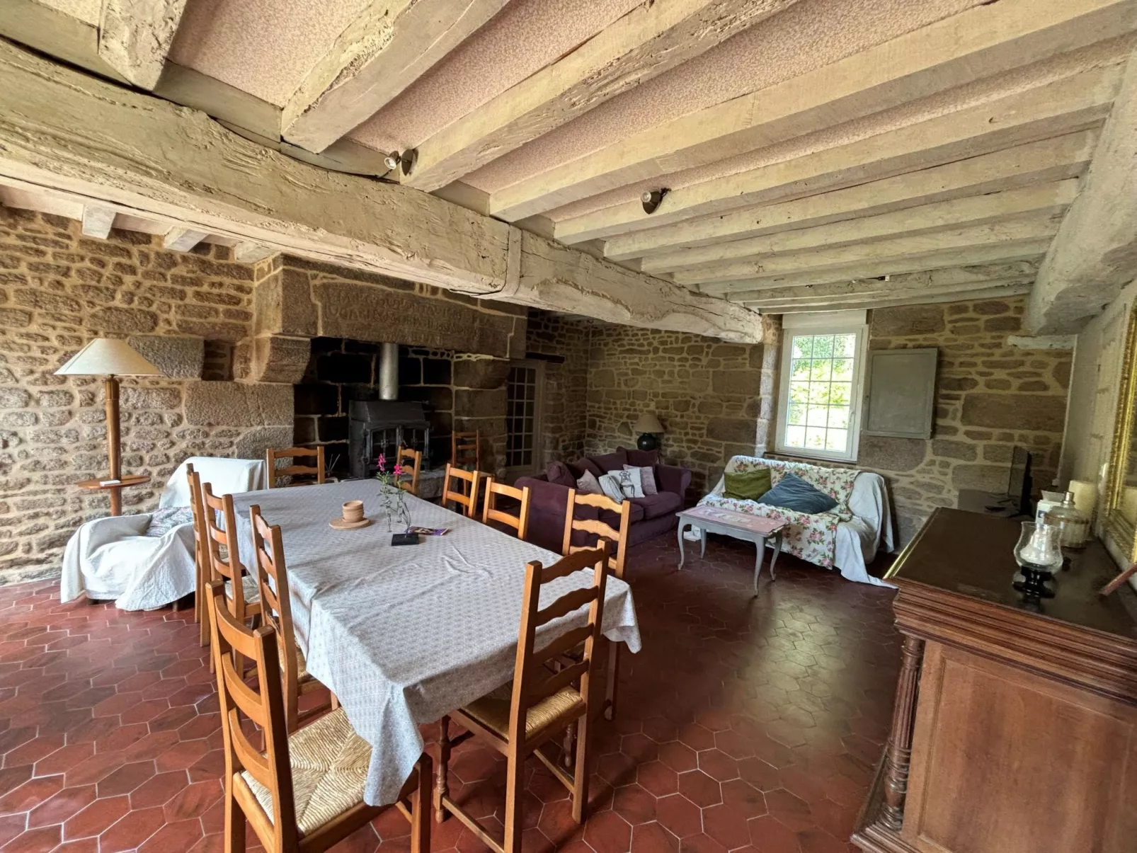 Maison du Lapin (Haus des Kaninchens) in Saint-Étienne-en-Coglès-Image-tags.info