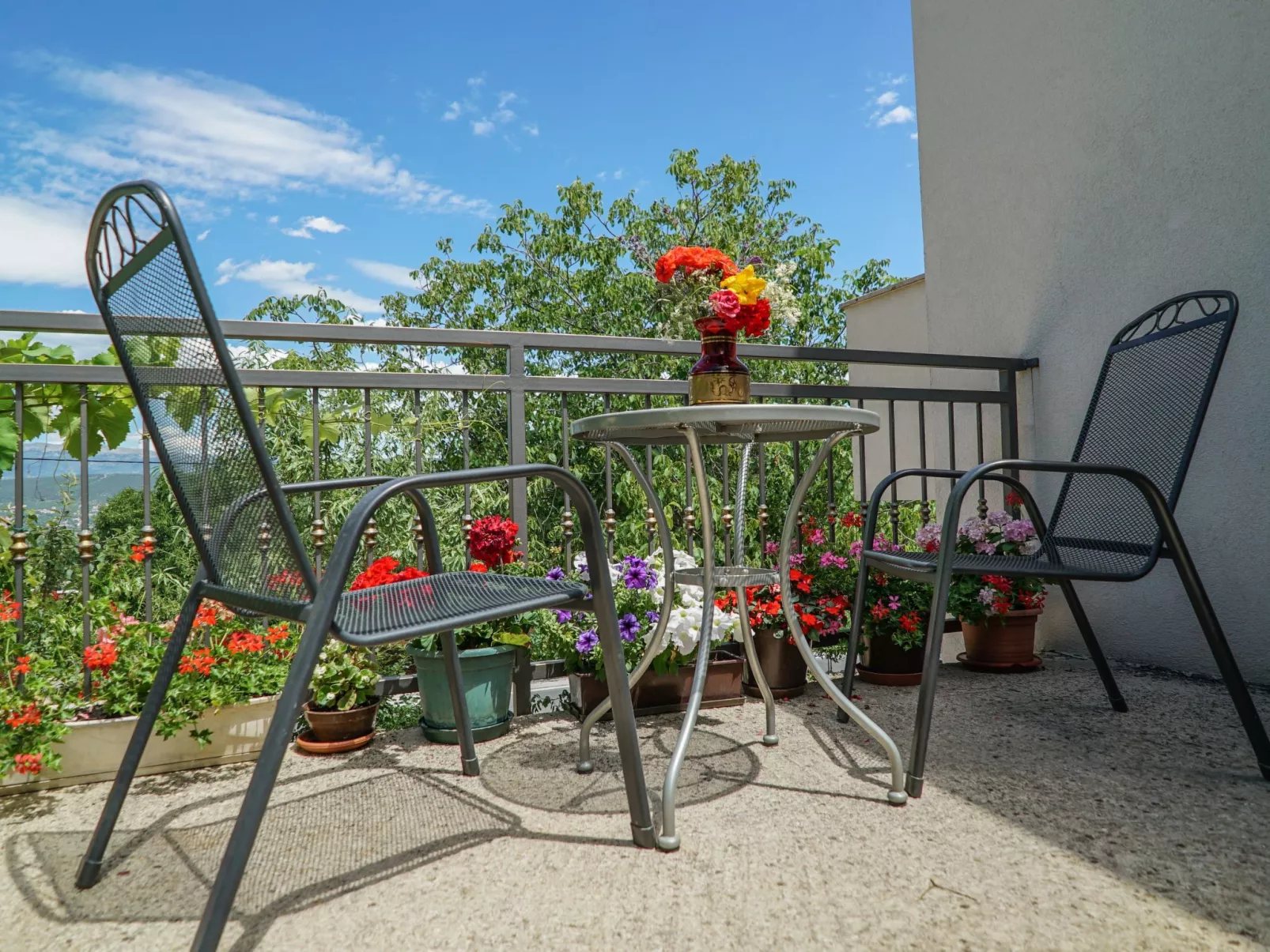 In der Nähe des Meeres und des Sees-Buiten