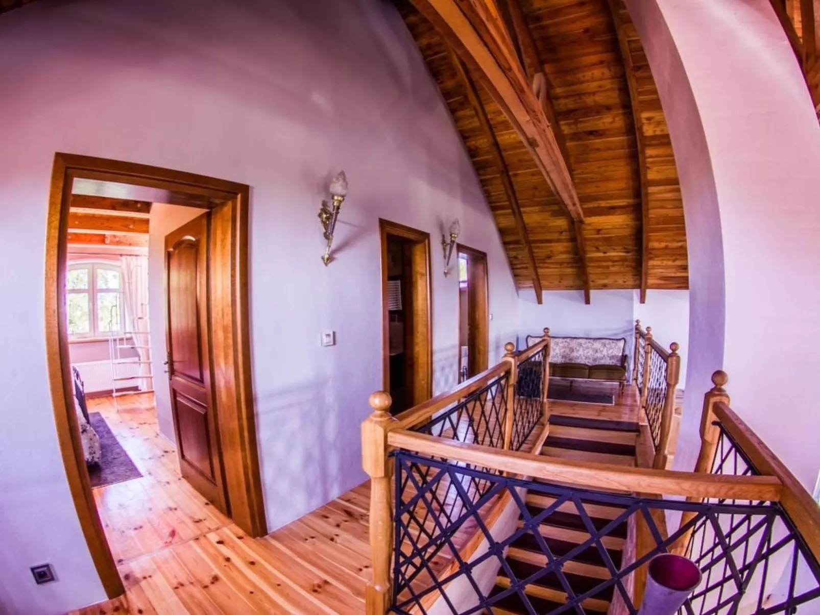 In Szopa mit Garten und Terrasse