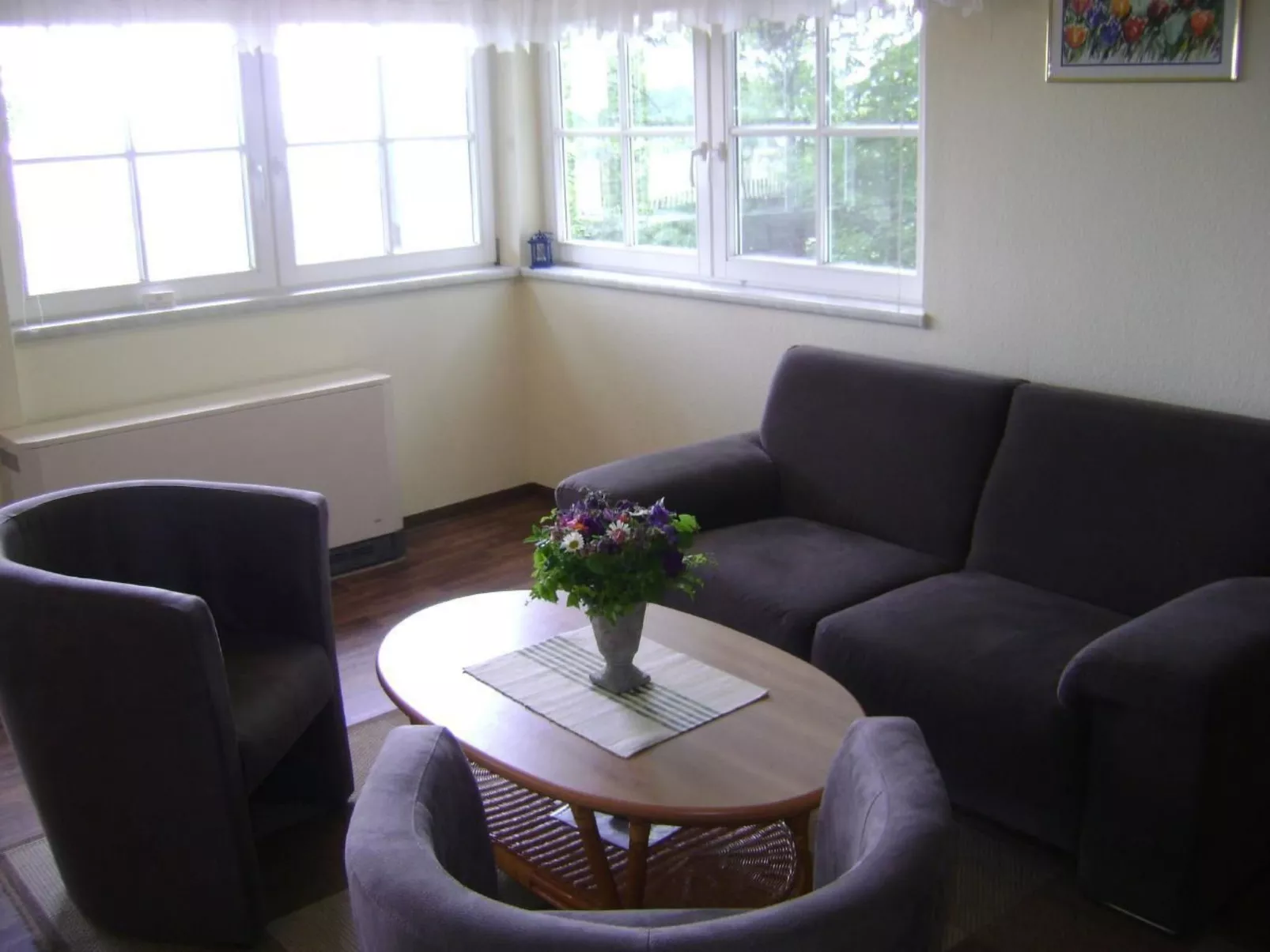 Mit Blick auf die Berge