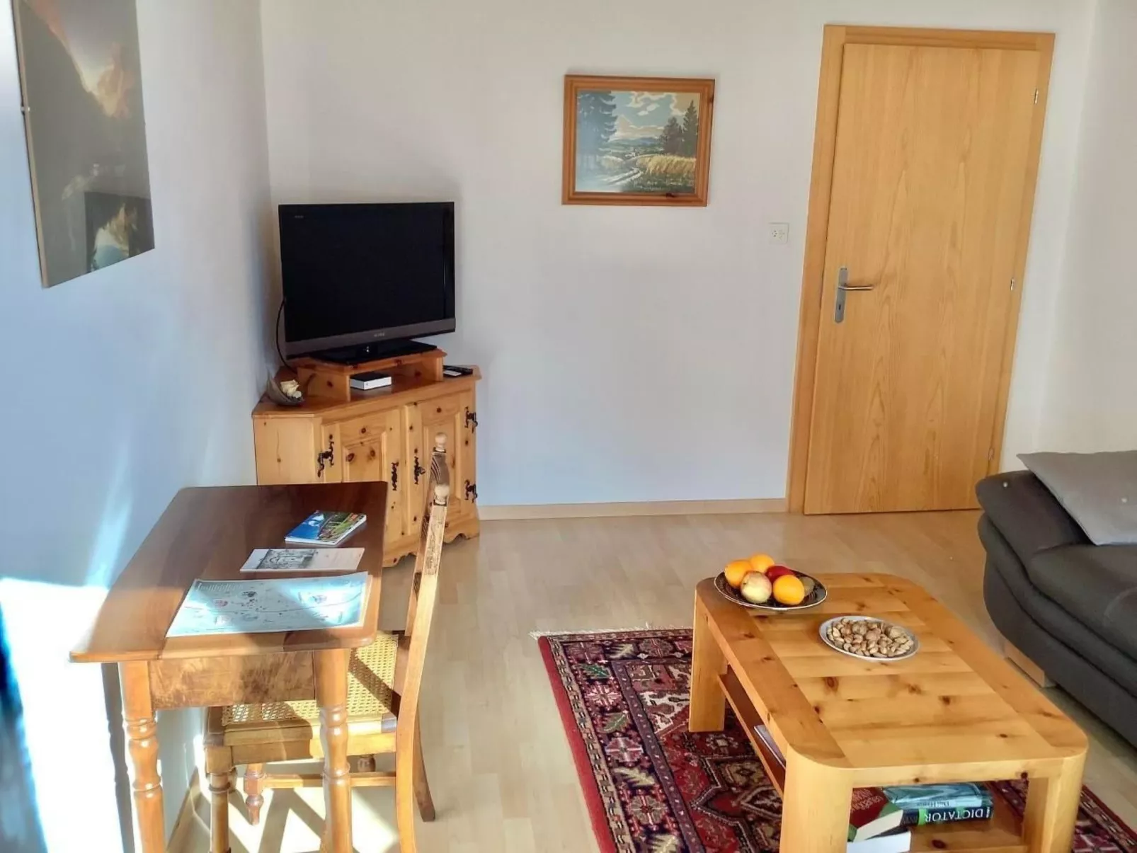 Sonnige 2.5-Zimmer Wohnung an ruhiger Lage