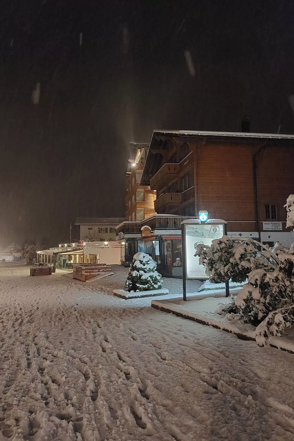 Renoviertes Studio mit mäjestätischer Aussicht-Buiten