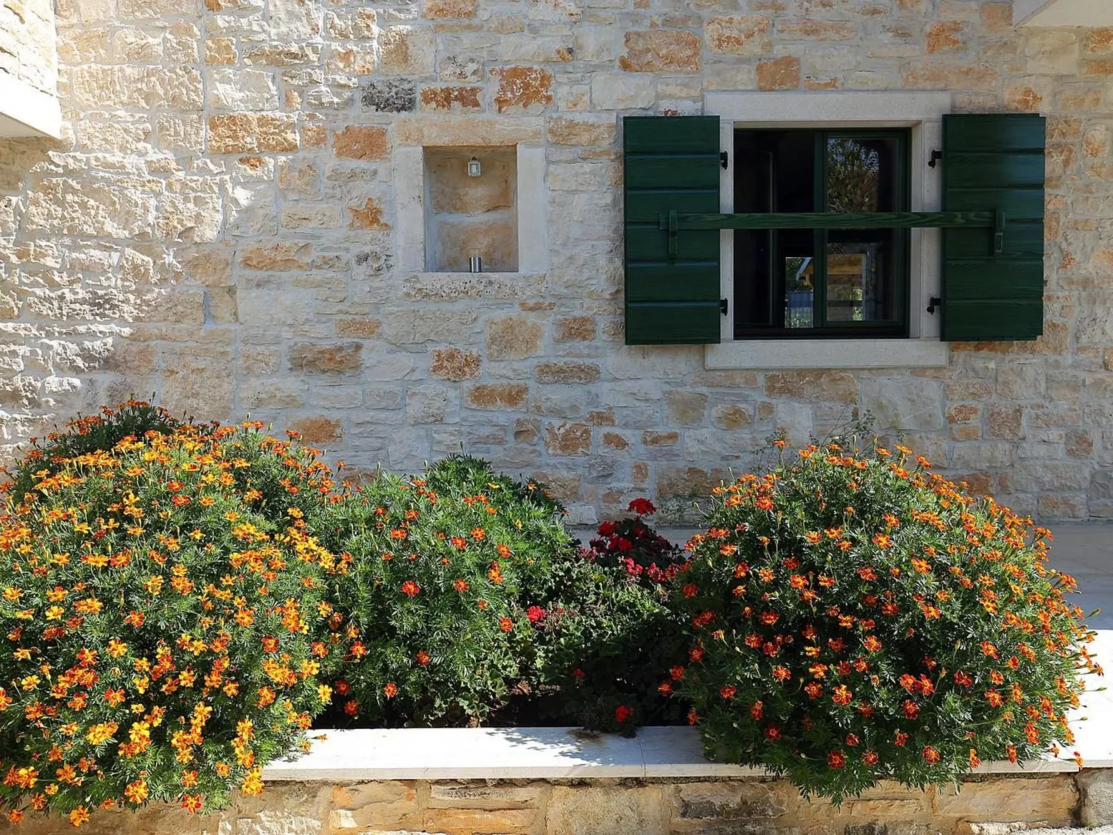 "Villa Ulika" mit eigenem Pool-Buiten