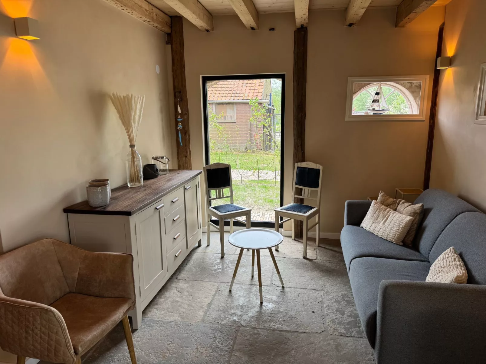 Luxus-App in der Scheune "Strandje groote Nol"
