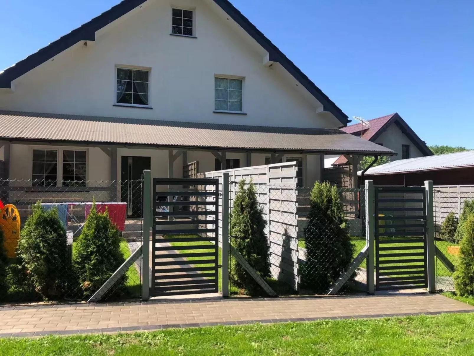 Villa Kacper mit privatem Garten, Terrasse und Grill