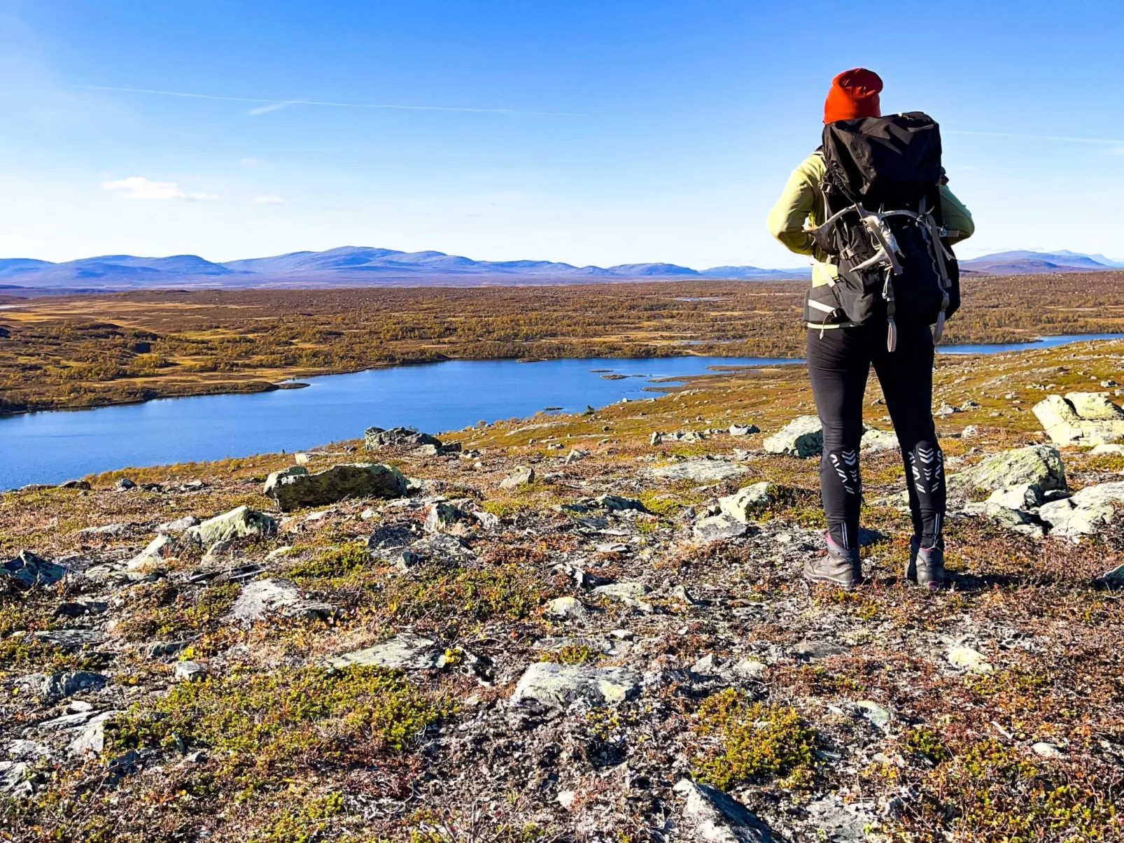 Gemütliches Blockhaus mit Kamin im Oviksfjäll-Buiten
