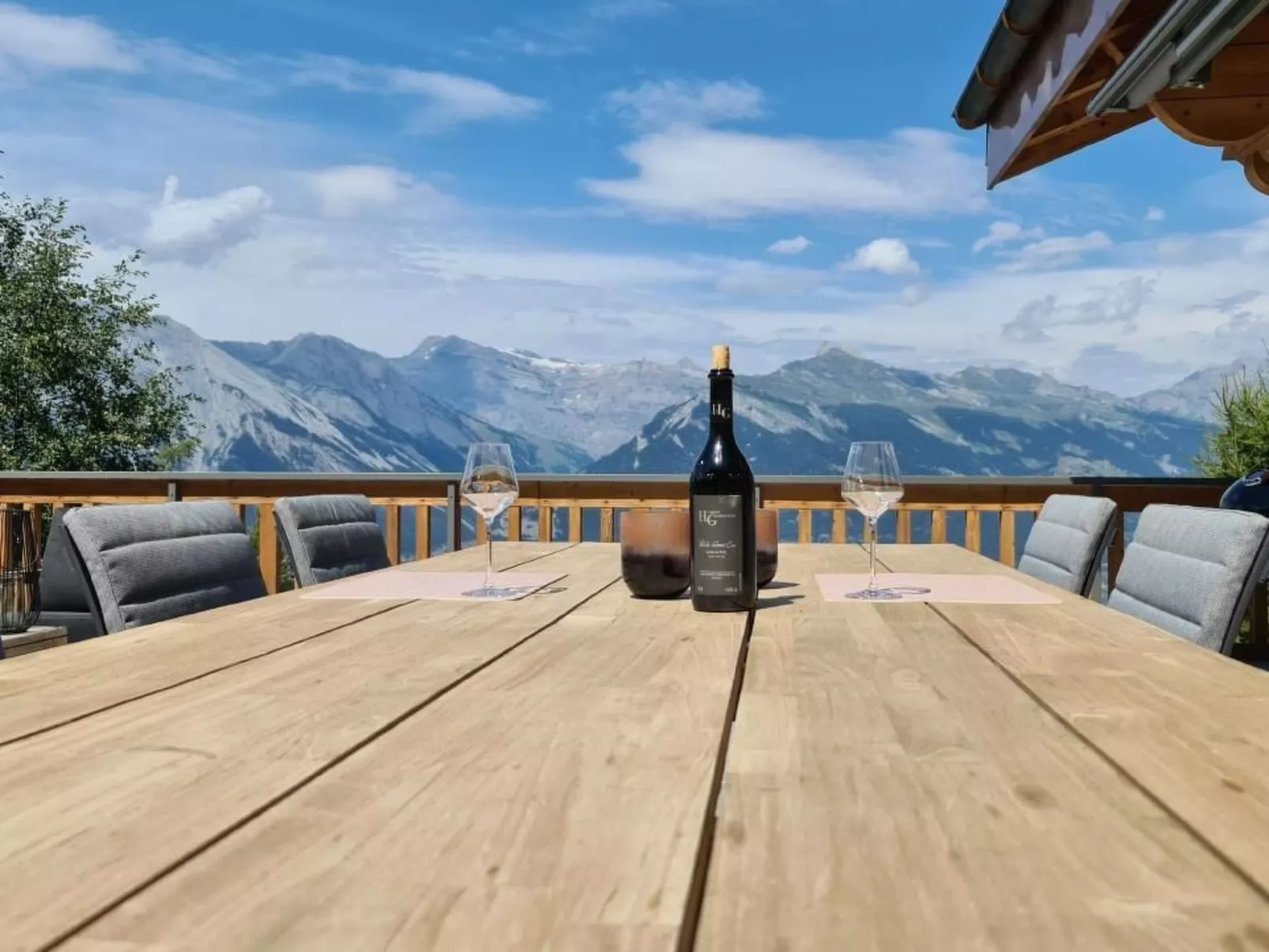 Charming Chalet Doux Douze