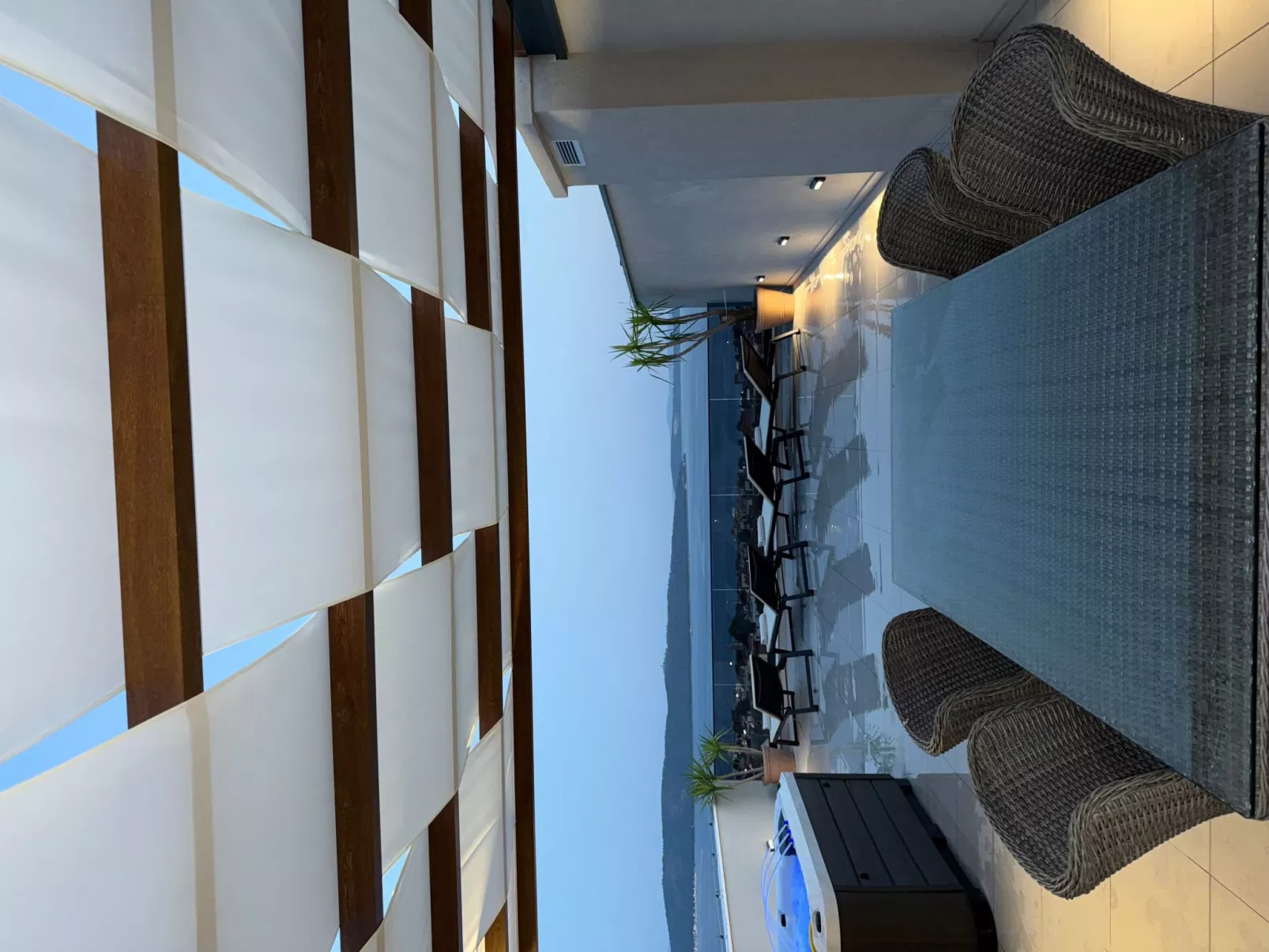 "Magnificent Lux View"-Binnen