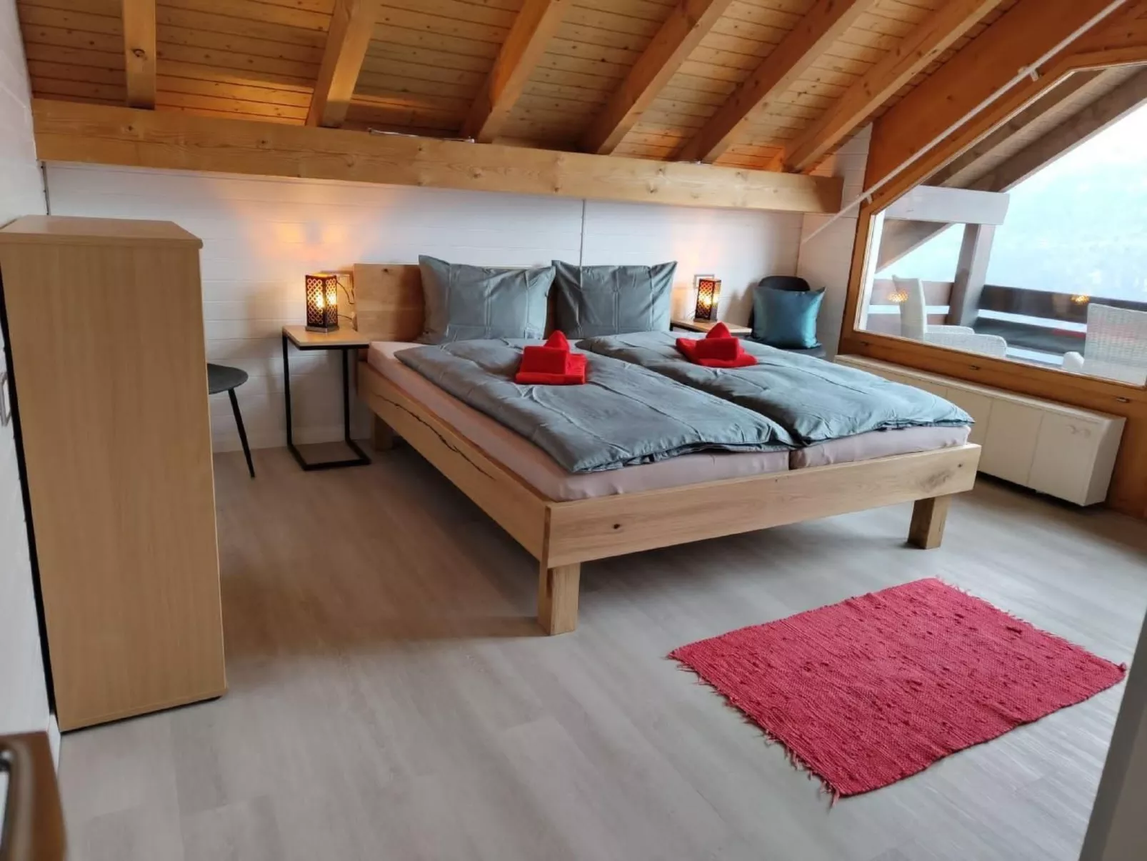 Villa Seelisberg mit Jacuzzi und Panoramablick-Binnen