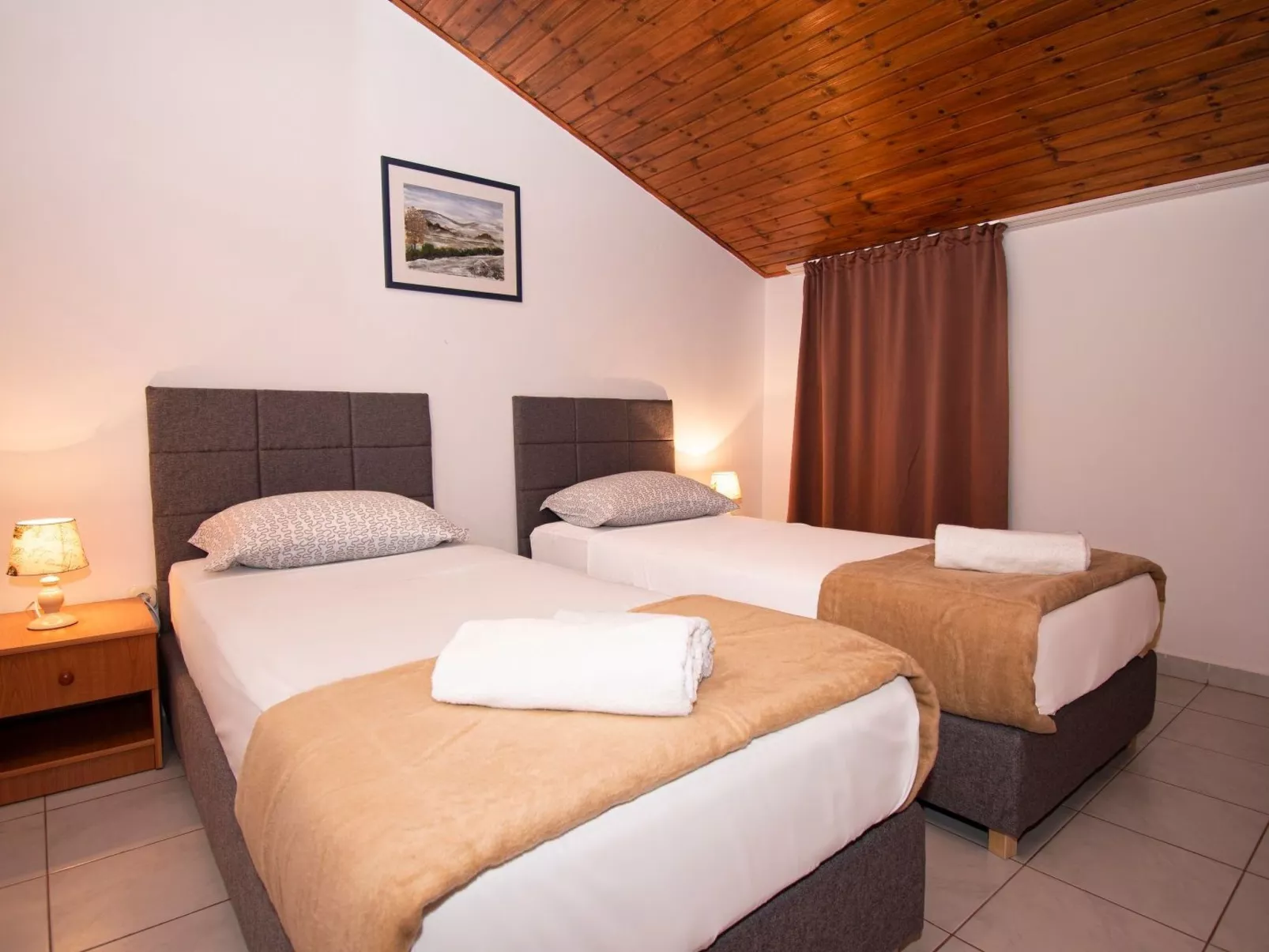 Ruhig und gemütlich 2BR Wohnung in der Nähe des Strandes-Binnen