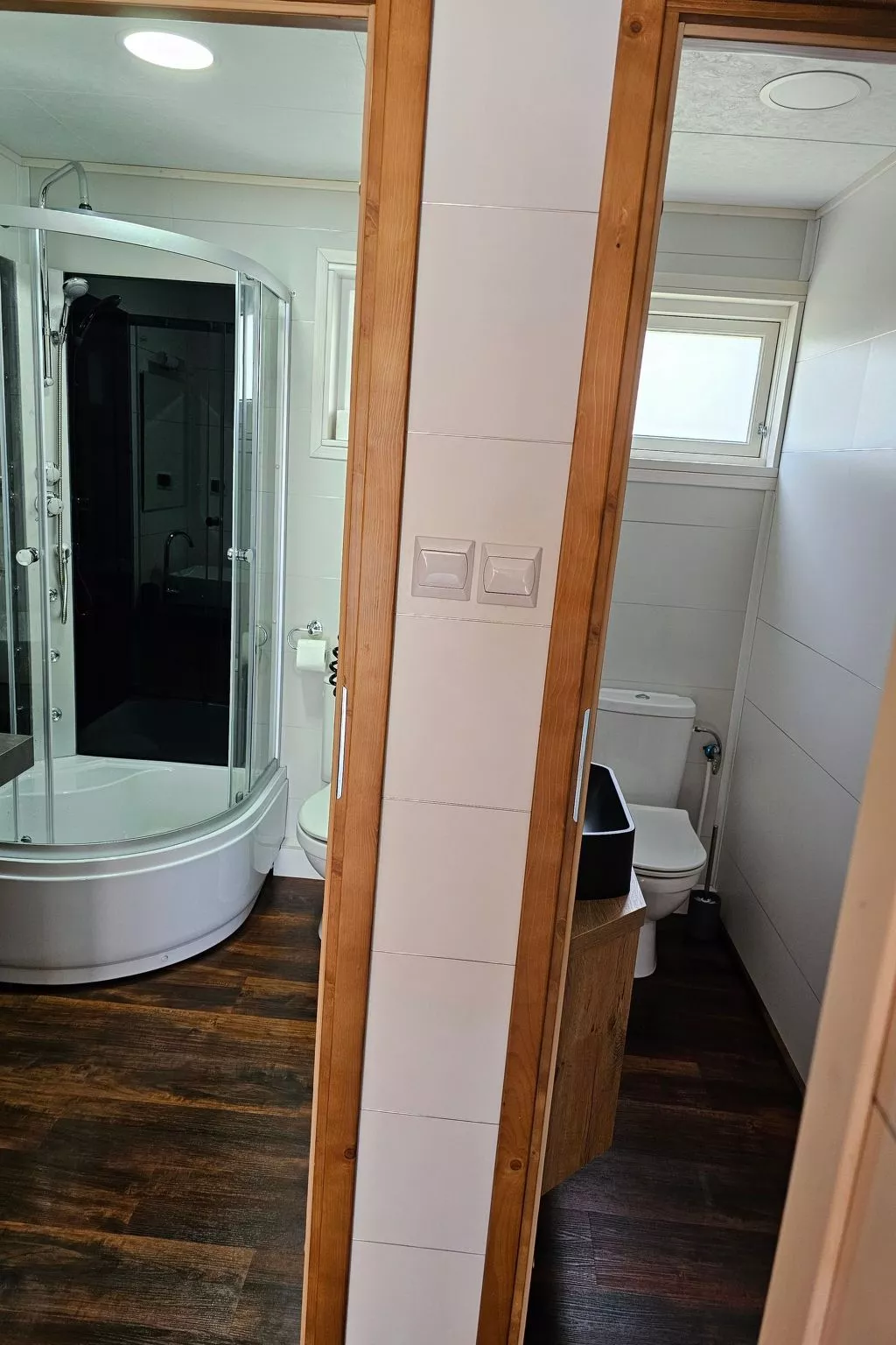 Ganzjährig bewohnbares Ferienhaus - grün-Binnen