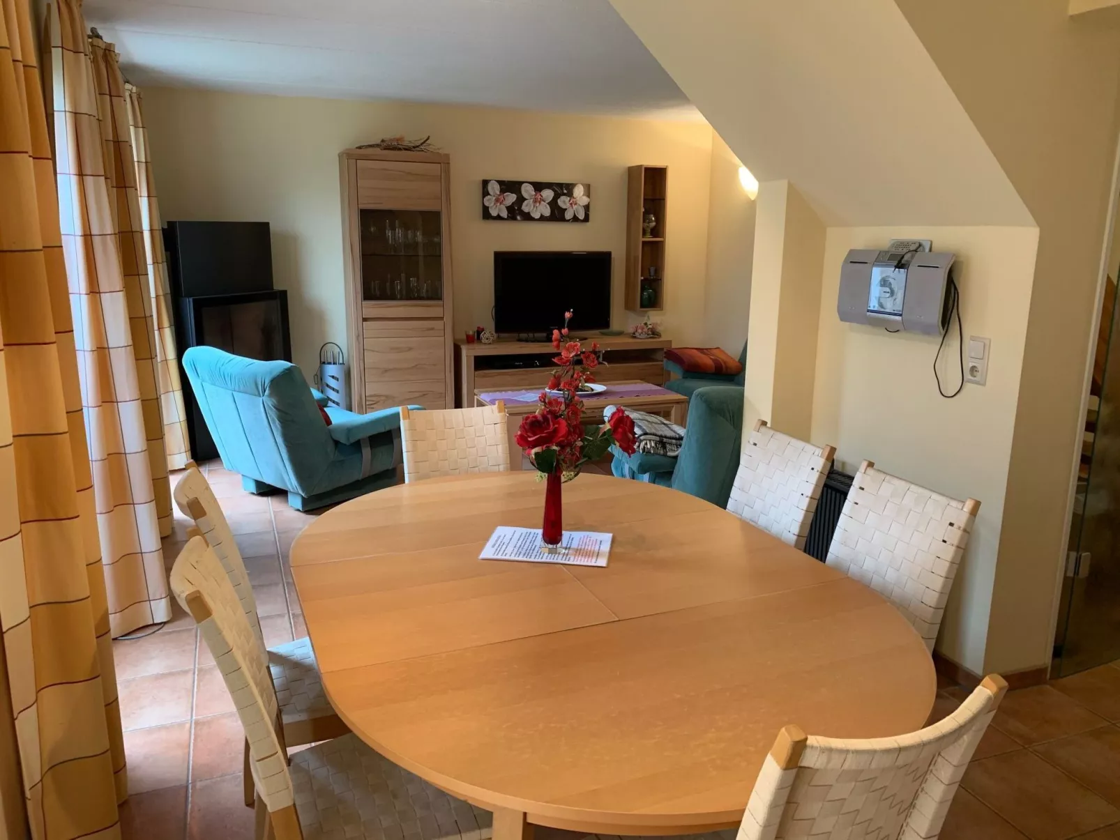 Am Wasser mit Terrasse und Kaminofen