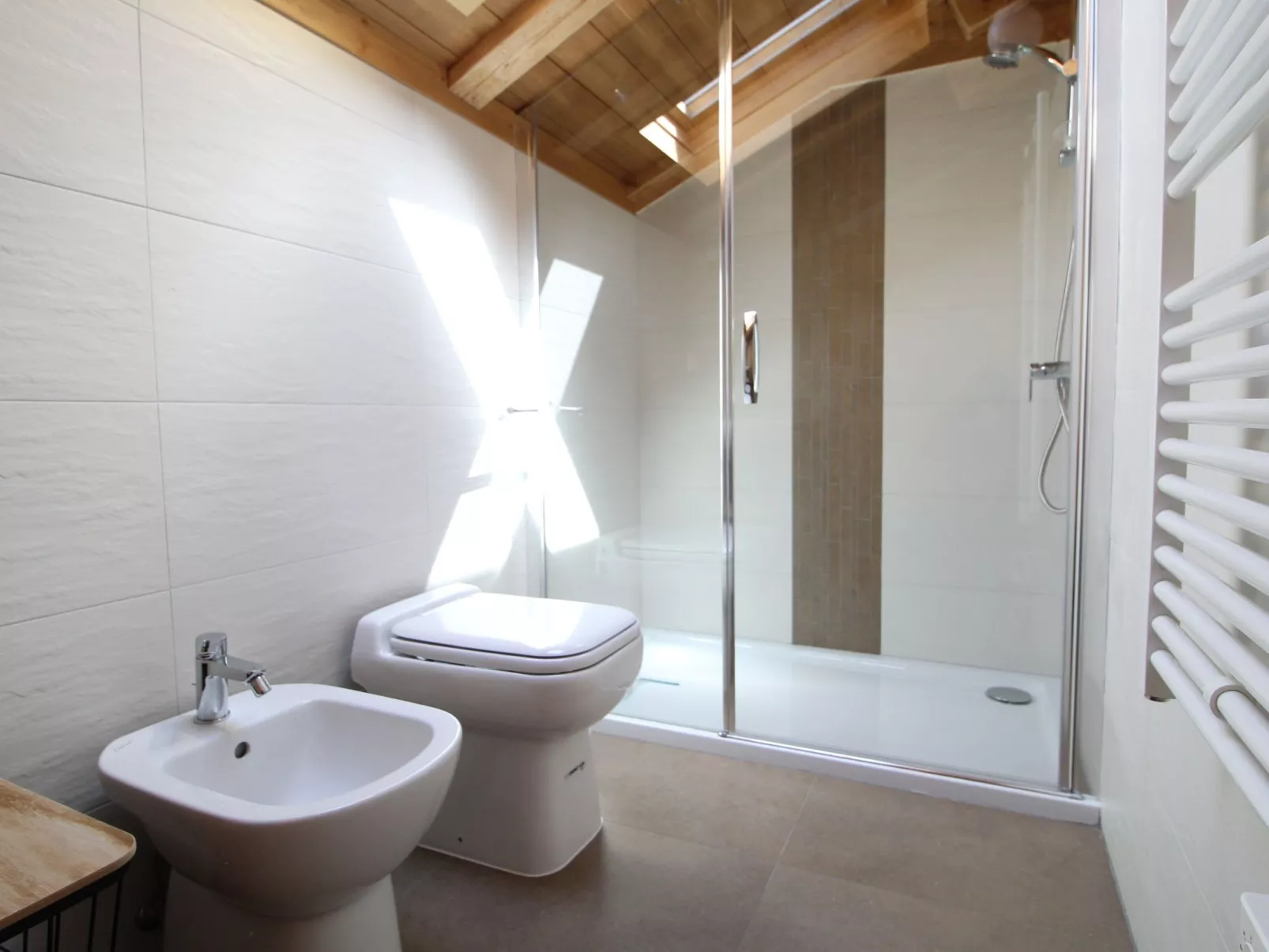 RoZa`s NEST-Image-tags.info