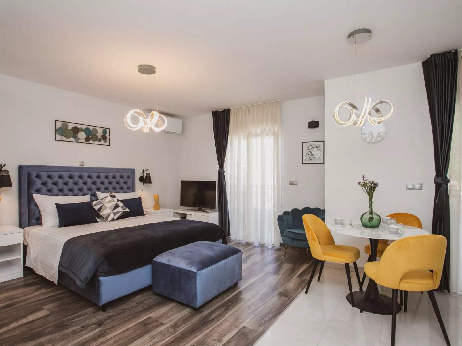 Luxuriöses Ferienhaus Lucija mit Jacuzzi-Binnen