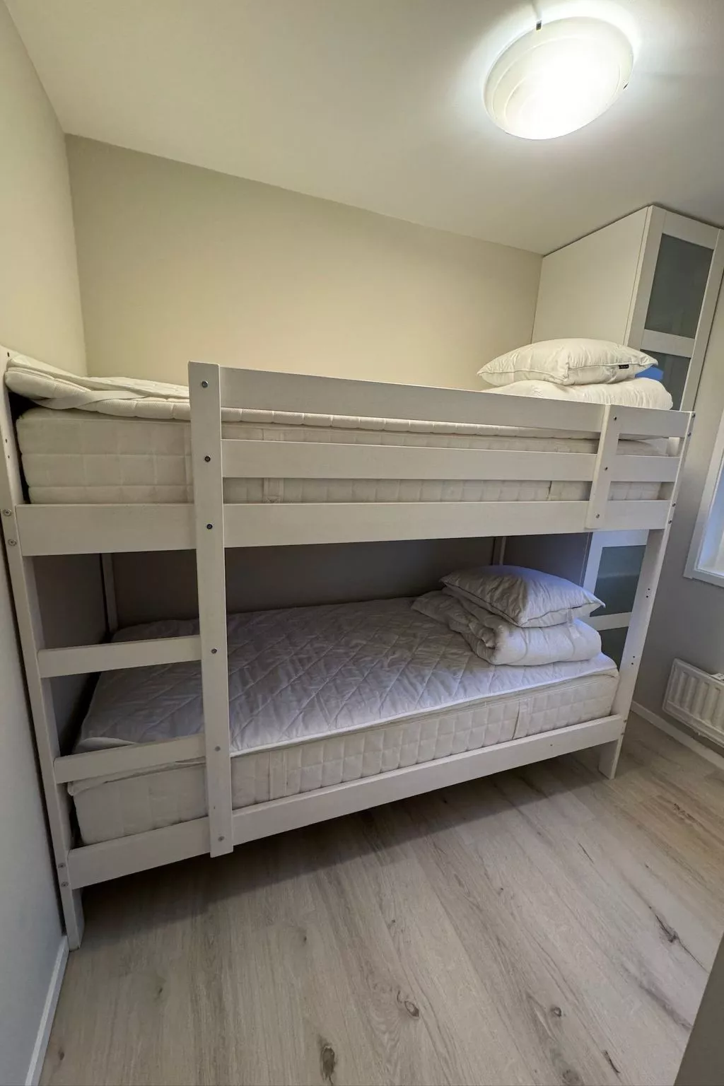 "Paradisvägen" direkt am Strand-Binnen