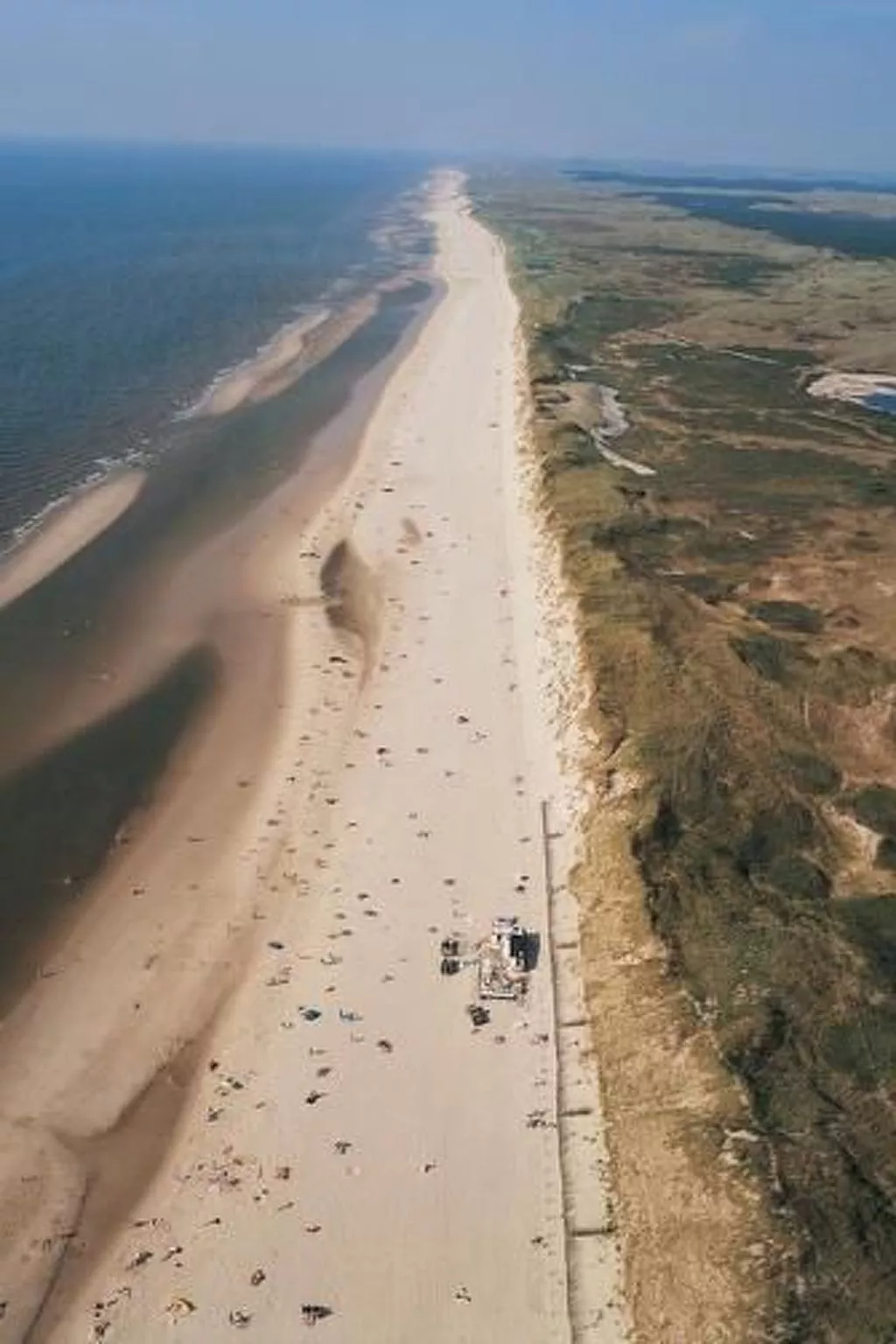 Ferienvilla mit Garten, Grill und Terrasse-Buiten