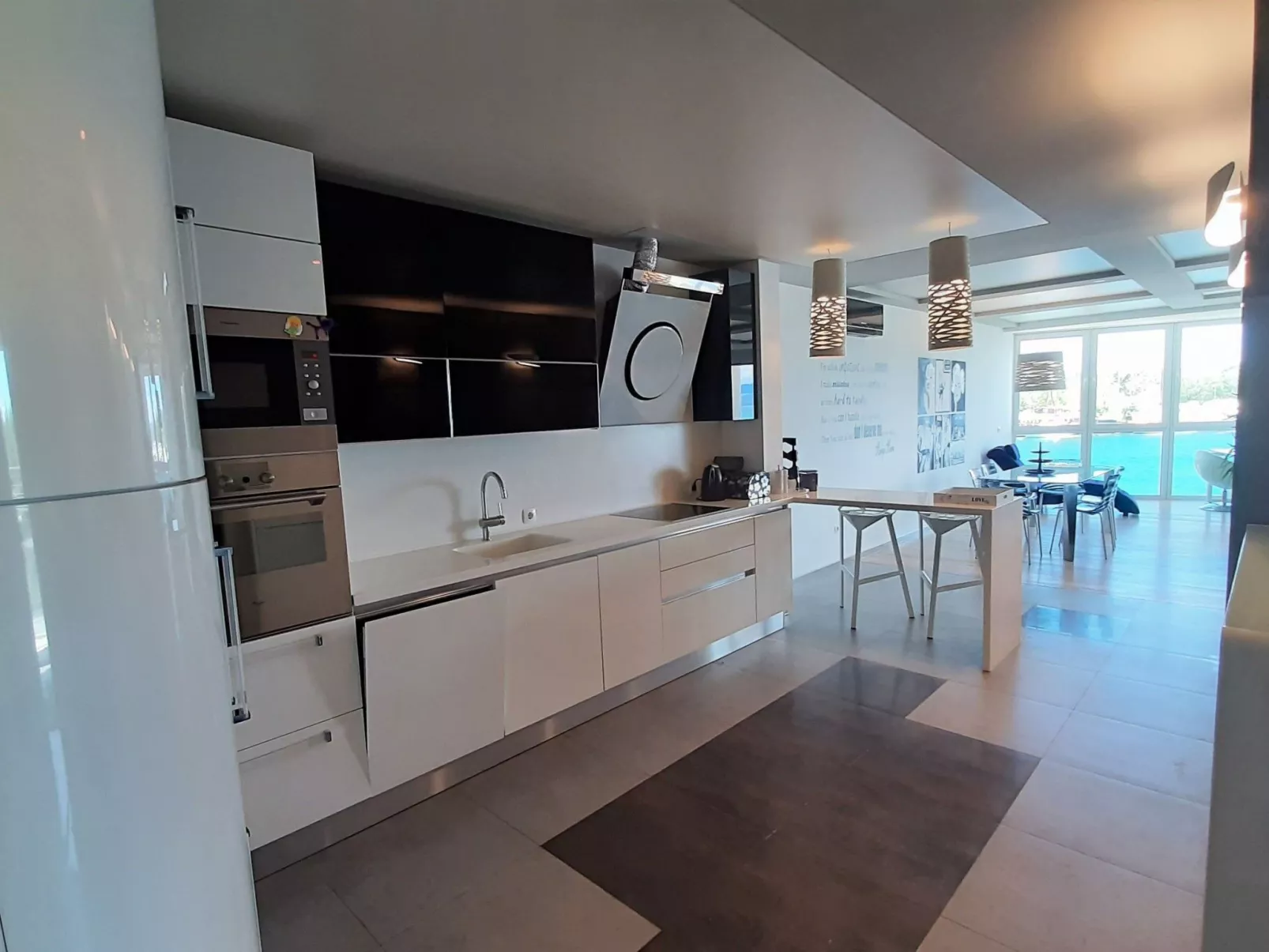 Stylisches Studio mit atemberaubendem Ausblick