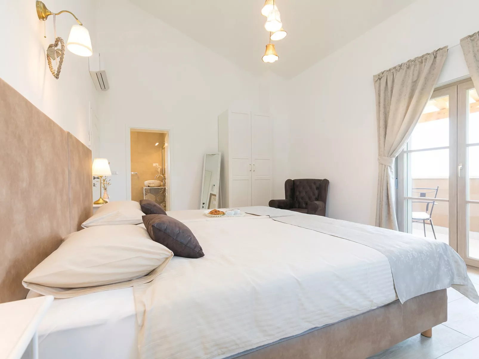 Villa Mikela-Image-tags.info