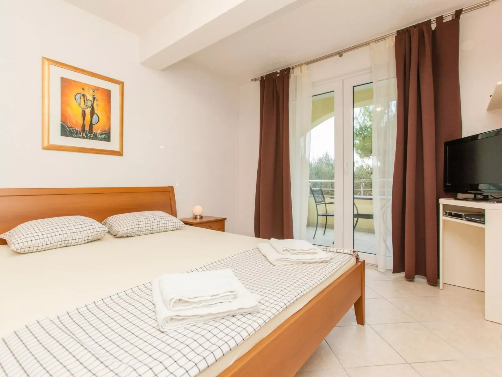 Appartment für 2 Personen mit Pool, Okrug Gornji