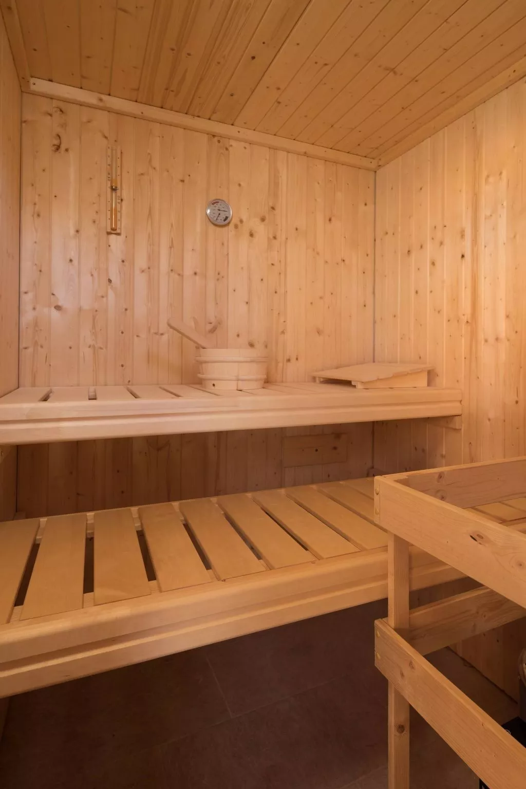 Die Höfe der Villa Ivan