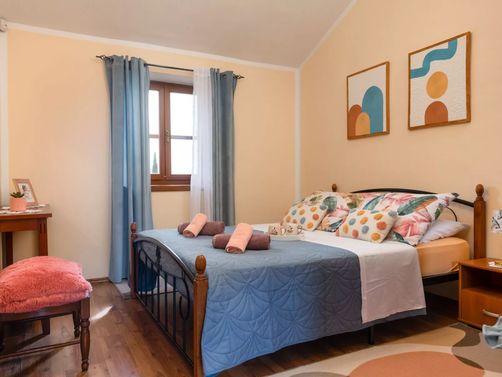 Villa mit privatem Pool und großem Garten-Binnen