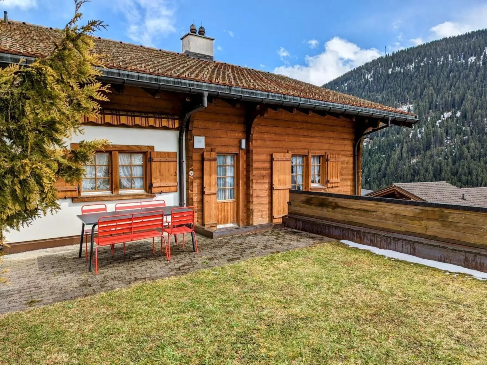 Maisonette-Wohnung in Rueras bei Sedrun