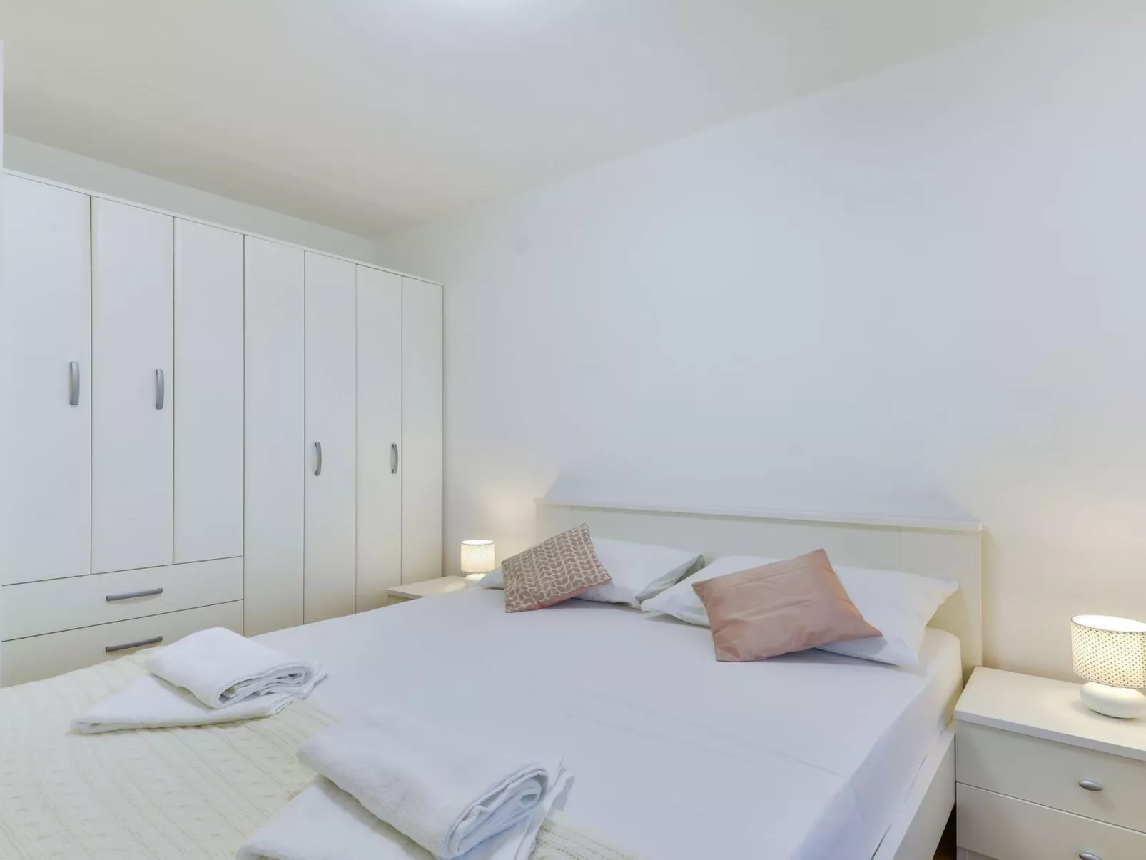 Villa mit Dachterrasse und Pool - Agentur TA Leut-Binnen